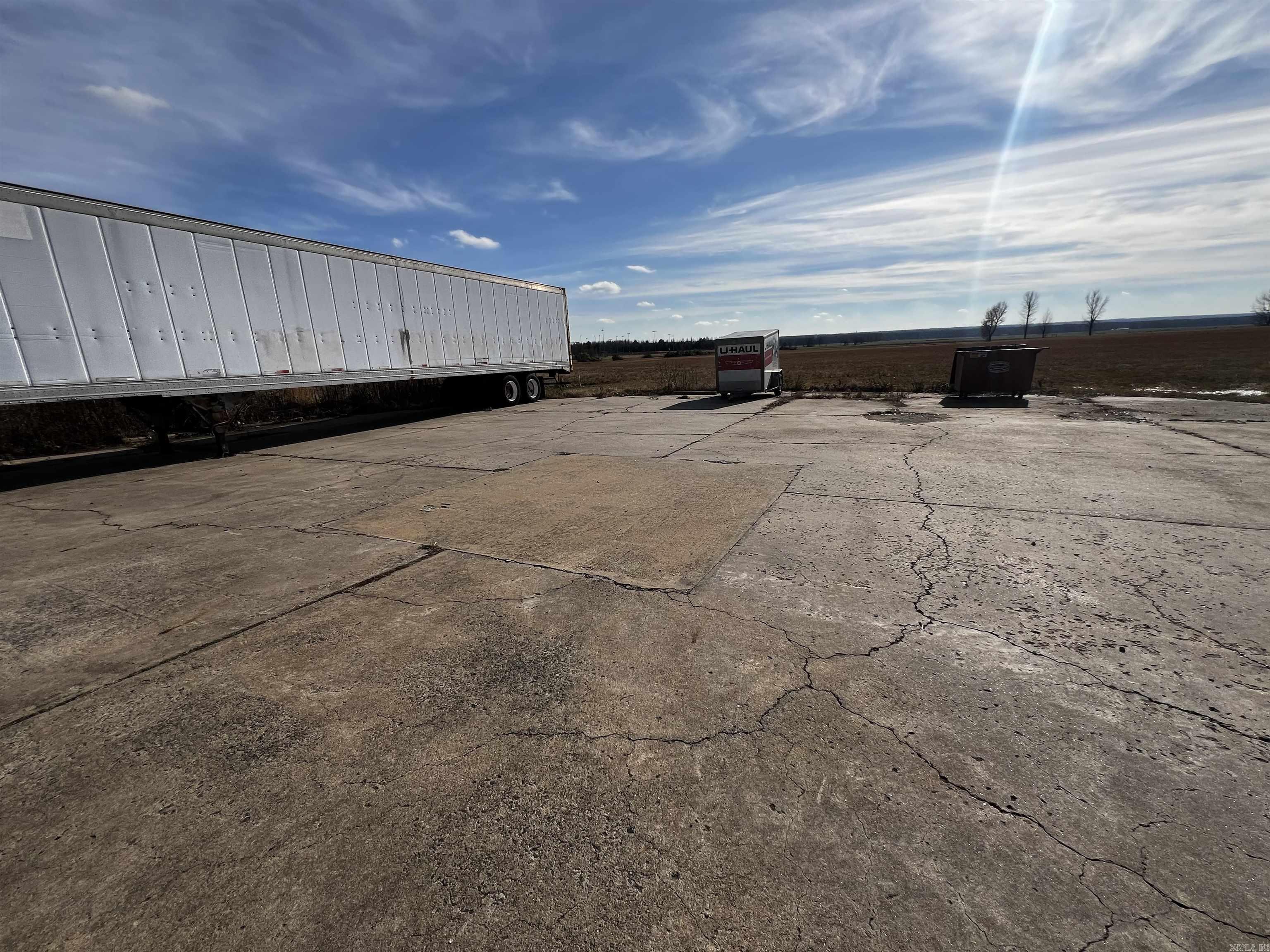 1046  Main  Vilonia, AR