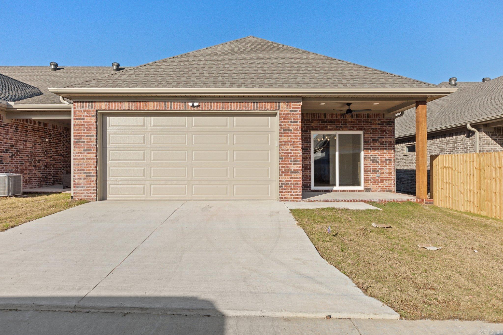 107  Edgewood  Little Rock, AR