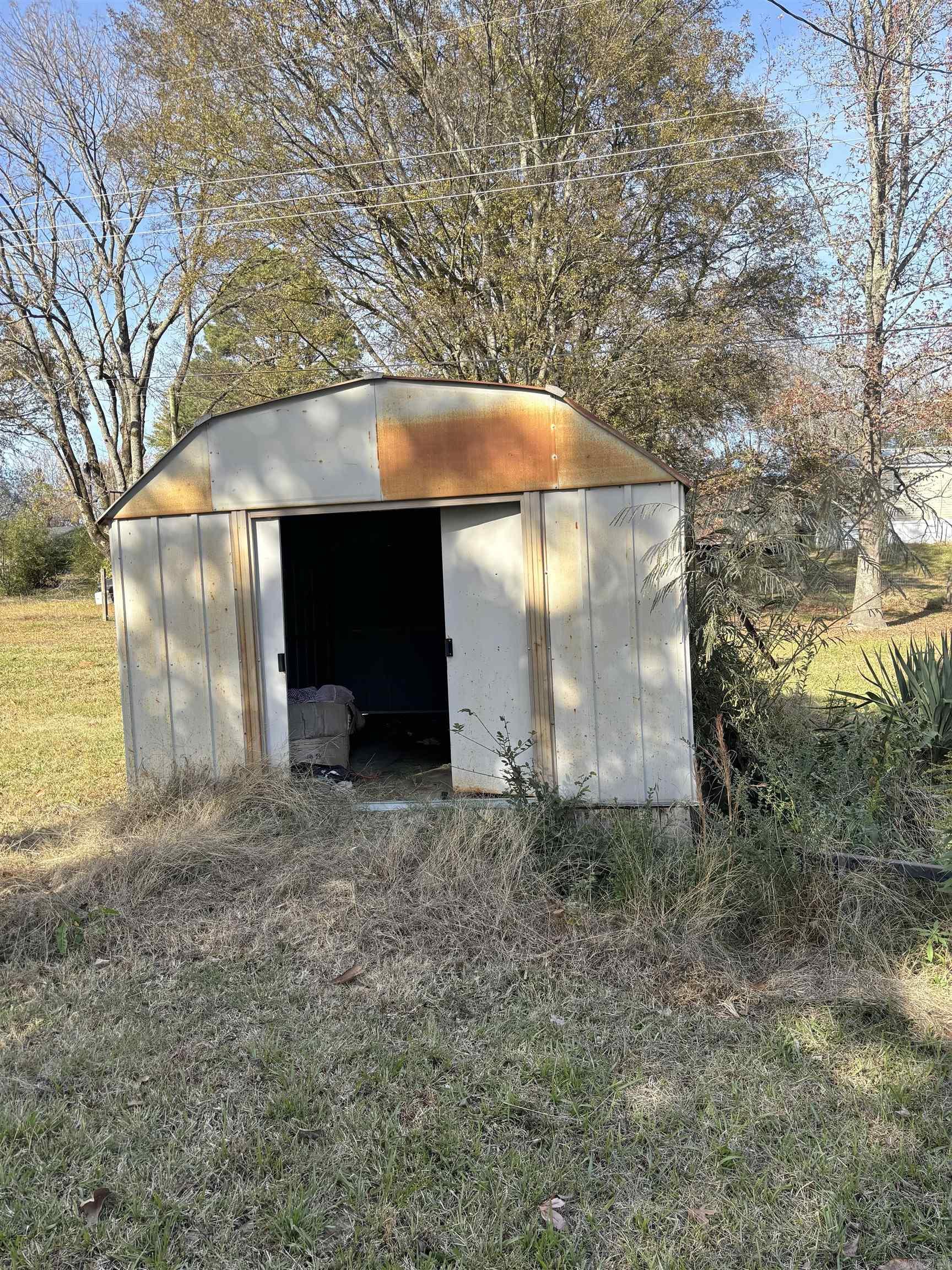 507 W 1st  Dierks, AR