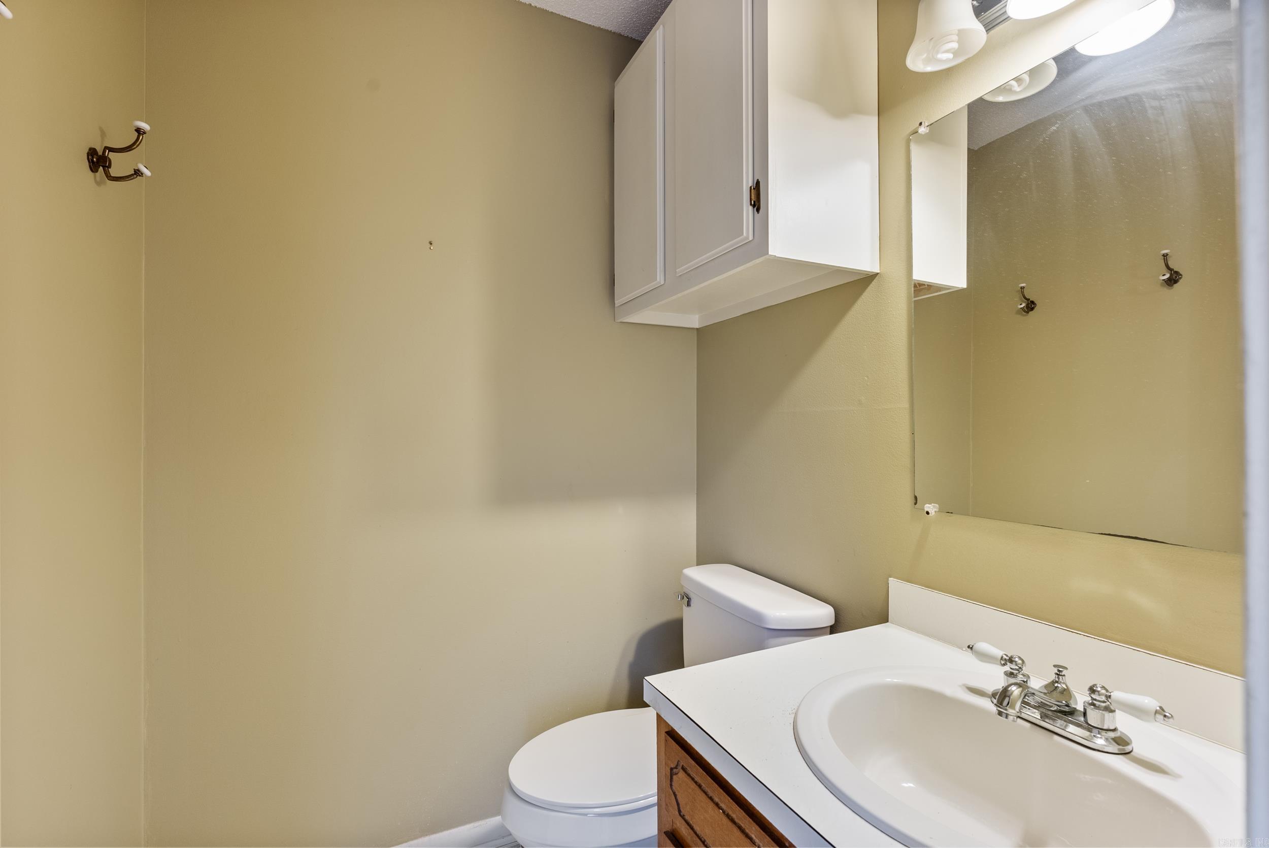 9  Roberts  Greenbrier, AR