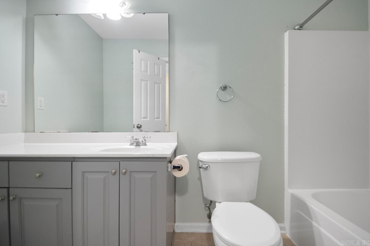 1419  River Pointe Court  Benton, AR