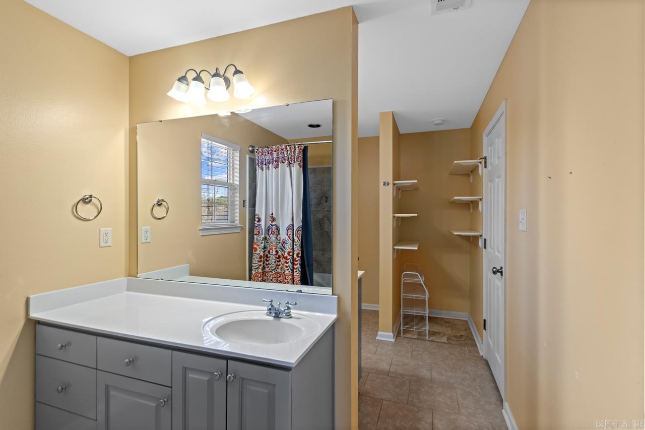 1419  River Pointe Court  Benton, AR