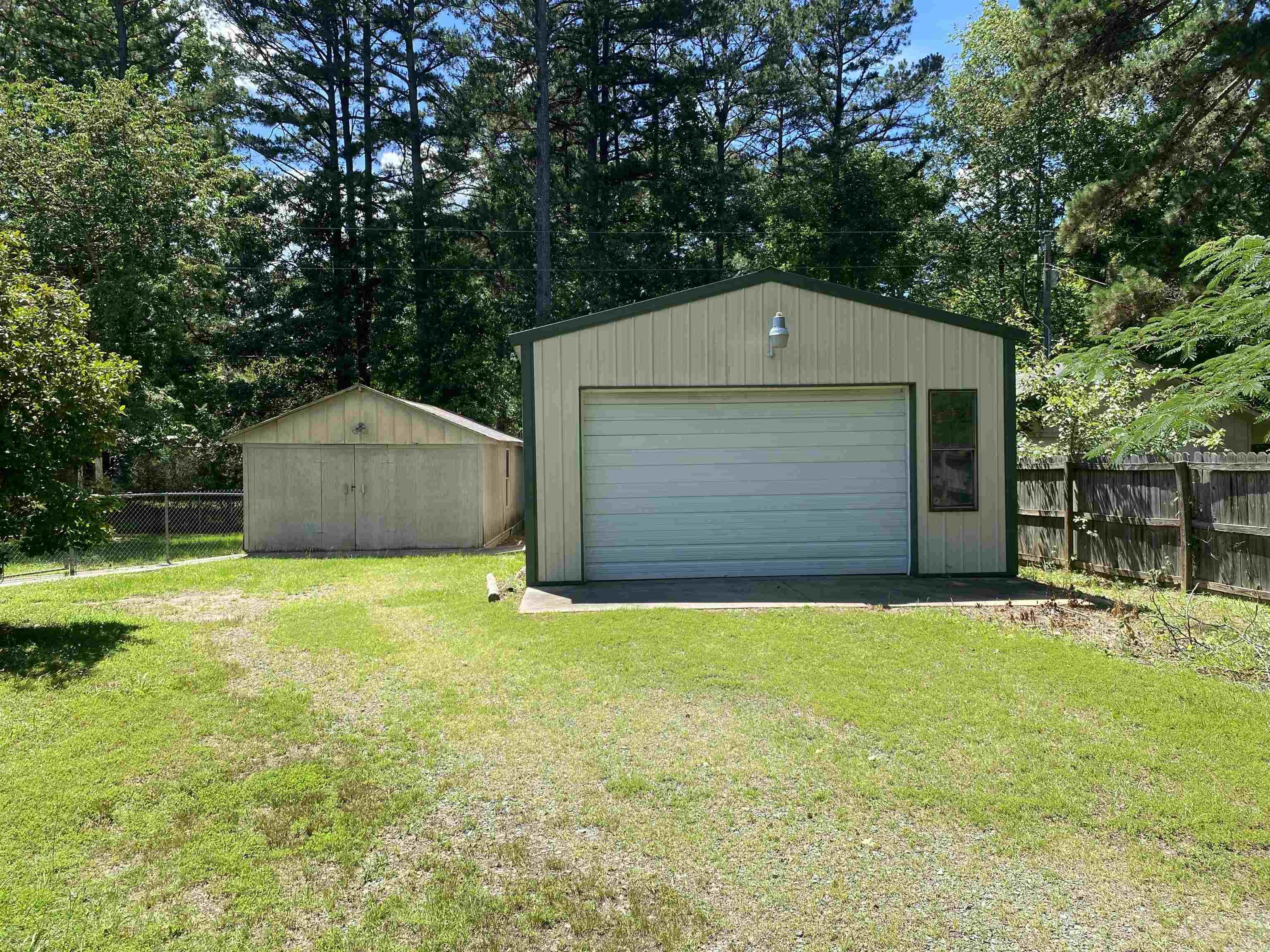 54  Moreland  Greers Ferry, AR