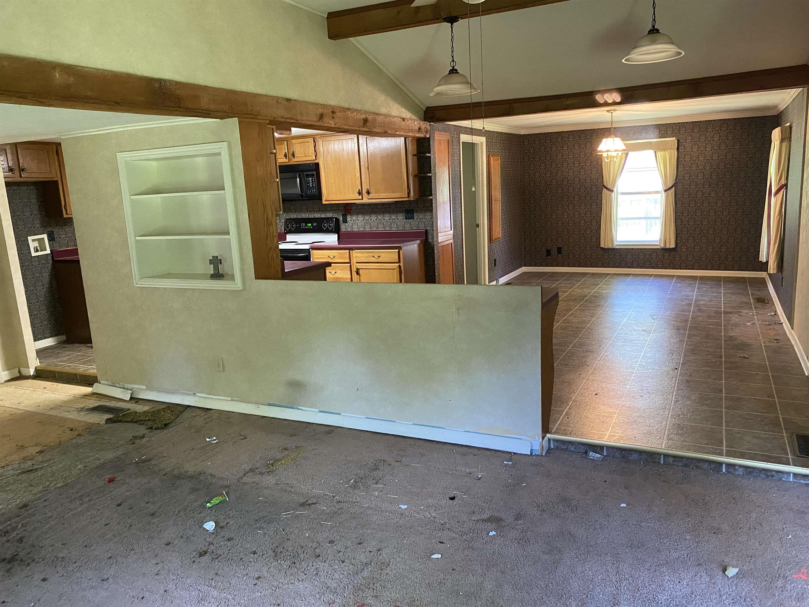 54  Moreland  Greers Ferry, AR