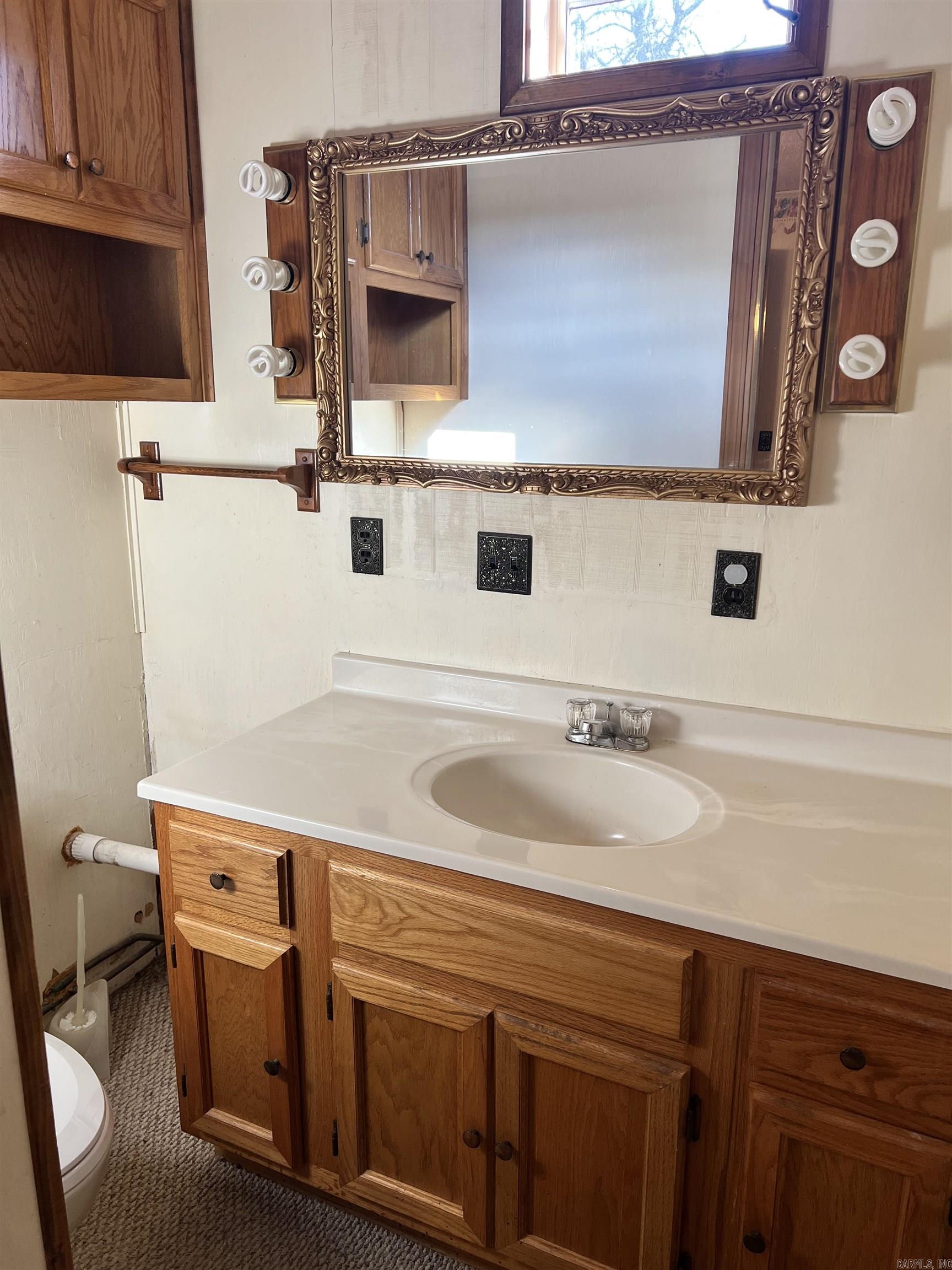 101 E 9th  Leola, AR