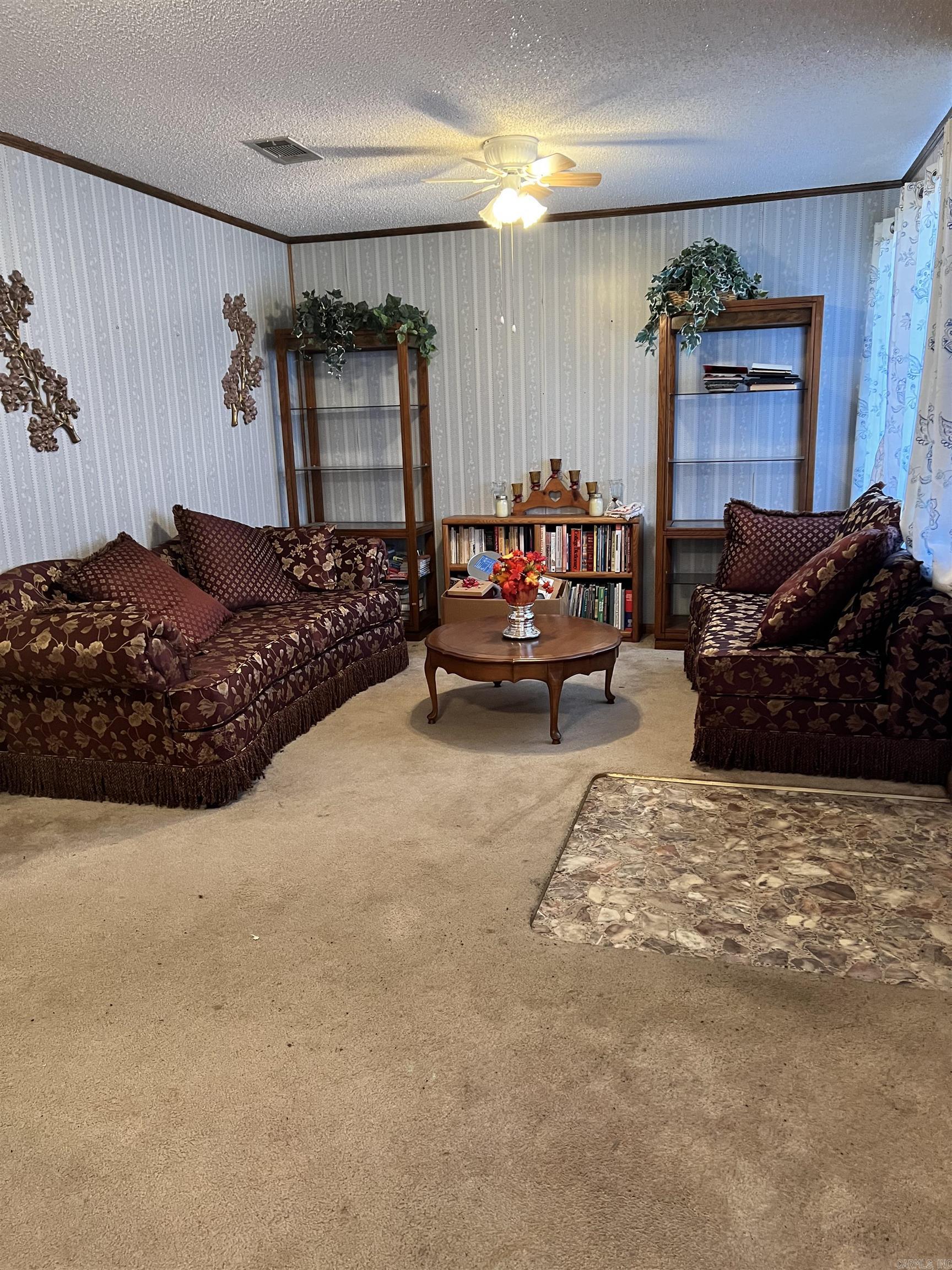 101 E 9th  Leola, AR