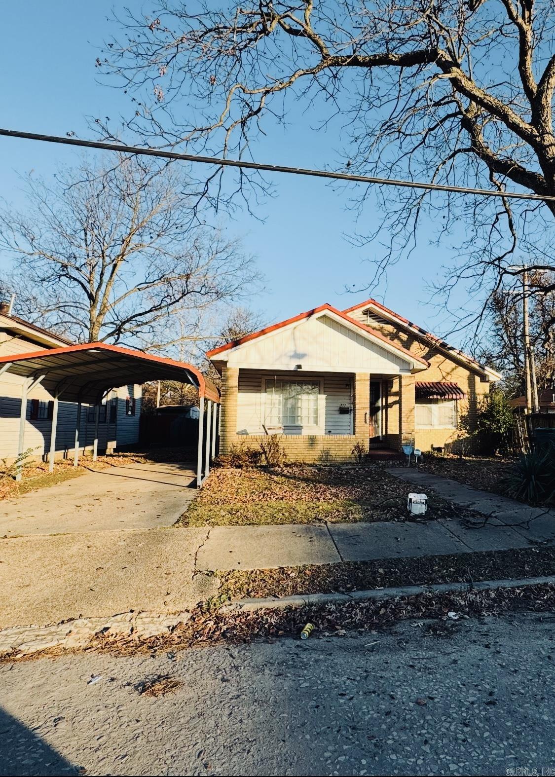 312 S Lake  Blytheville, AR
