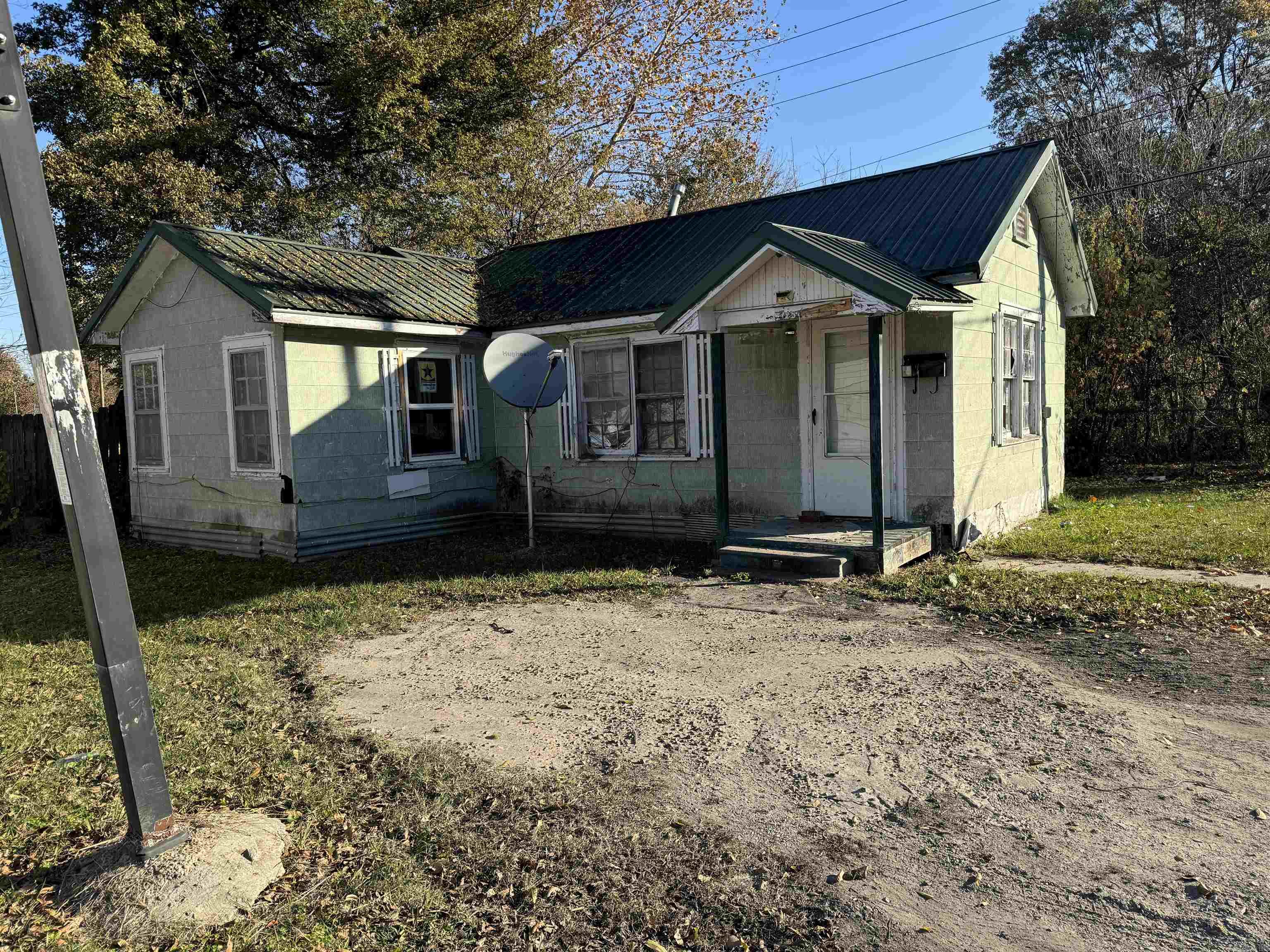 312 S Lake  Blytheville, AR