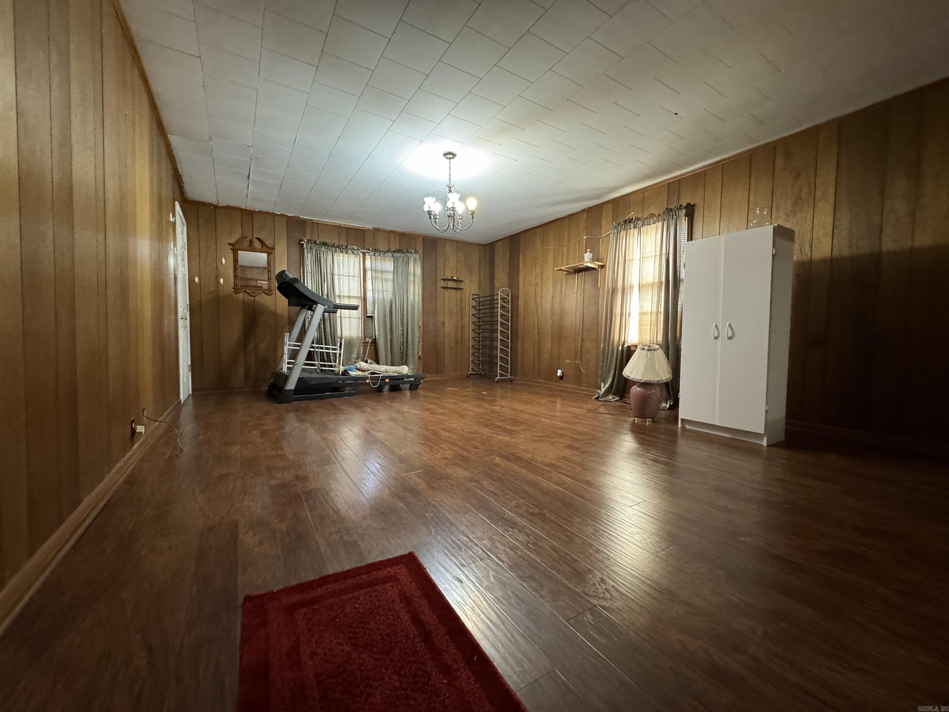 312 S Lake  Blytheville, AR