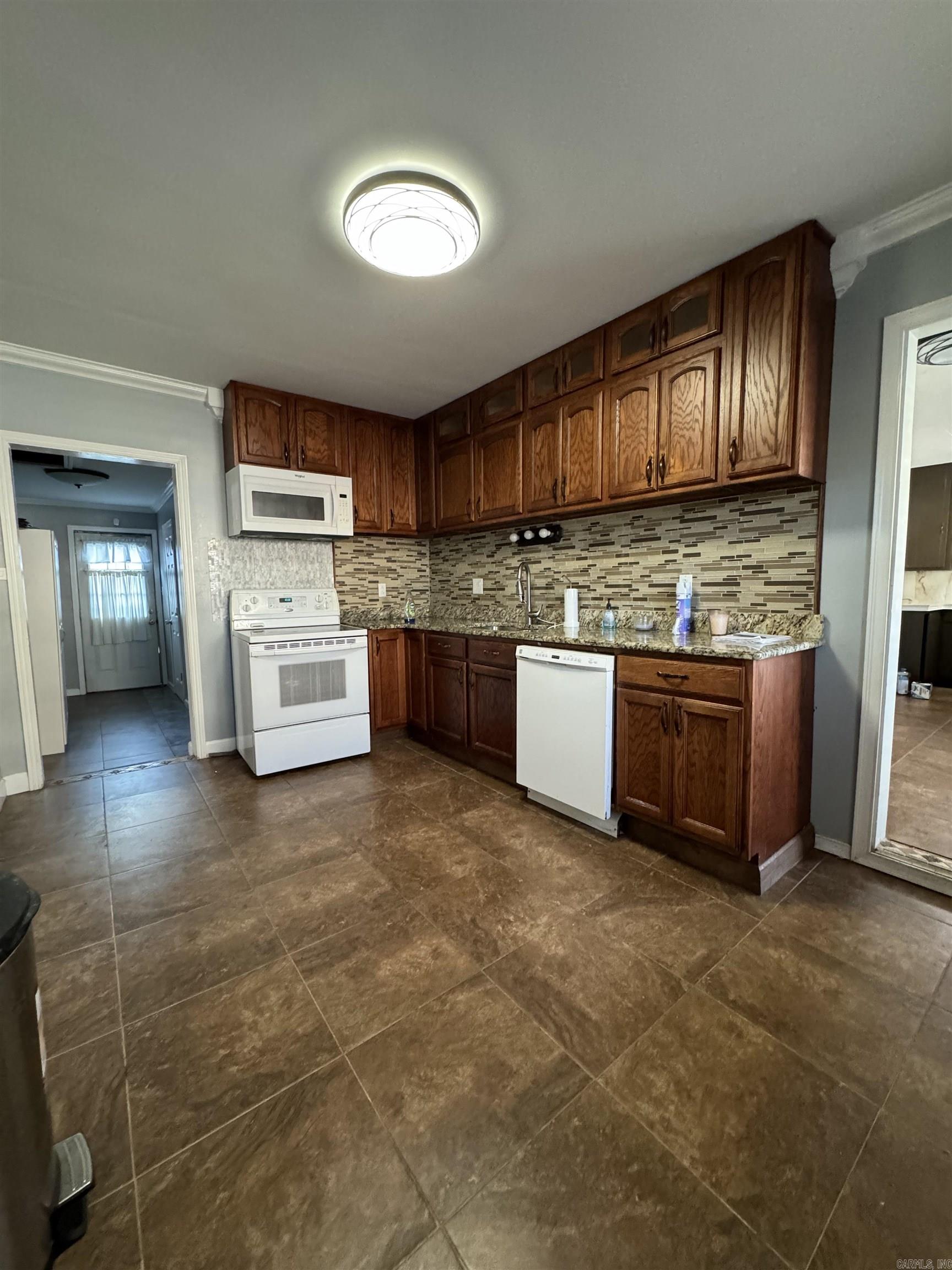 312 S Lake  Blytheville, AR