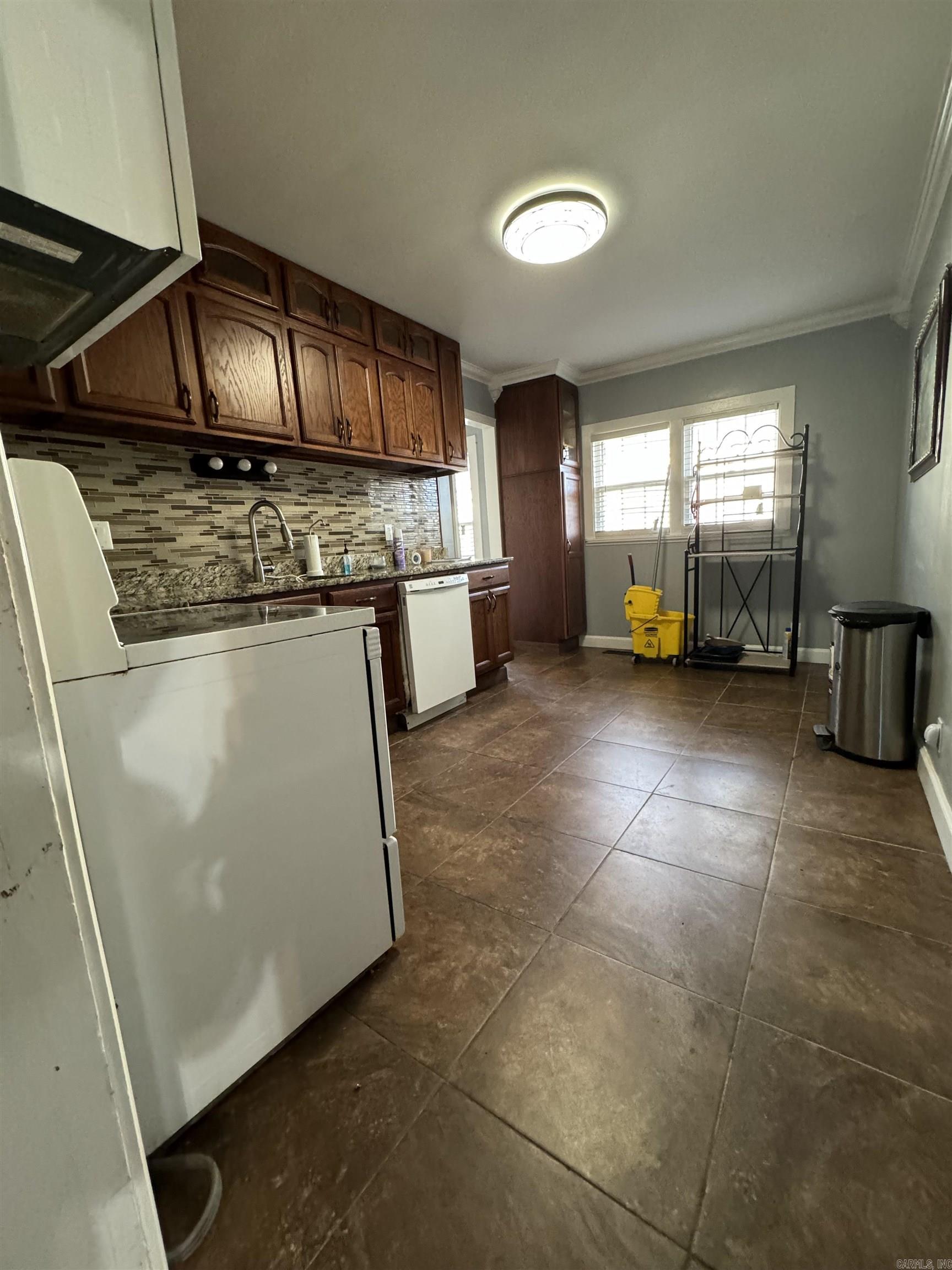 312 S Lake  Blytheville, AR