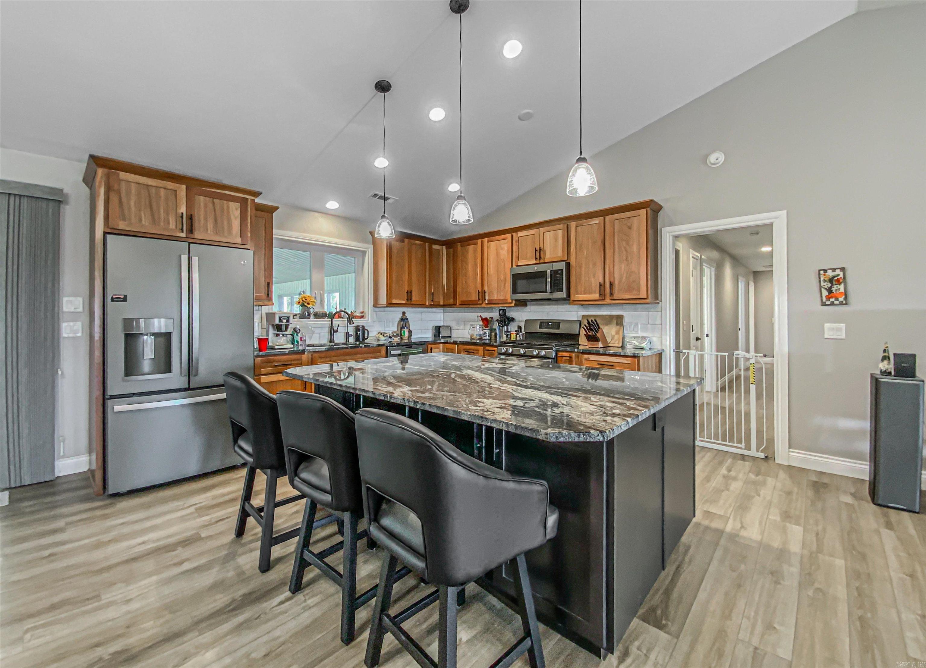 146  Nichols  Yellville, AR