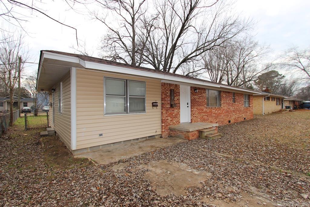 327  Angus  Conway, AR