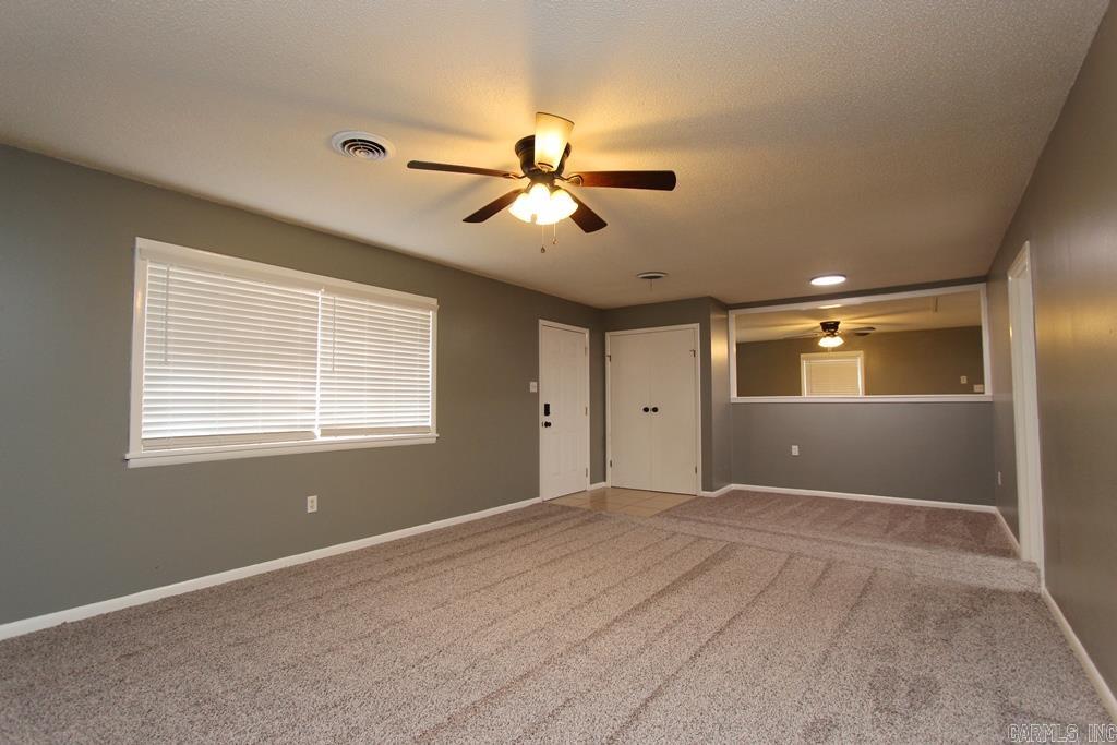 327  Angus  Conway, AR