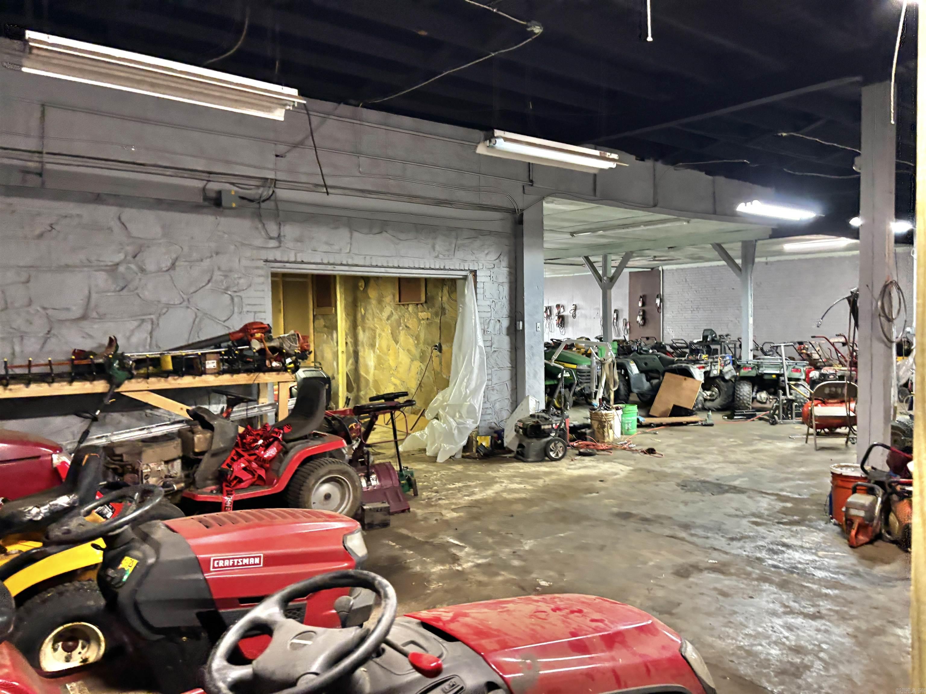 319 N Moose  Morrilton, AR
