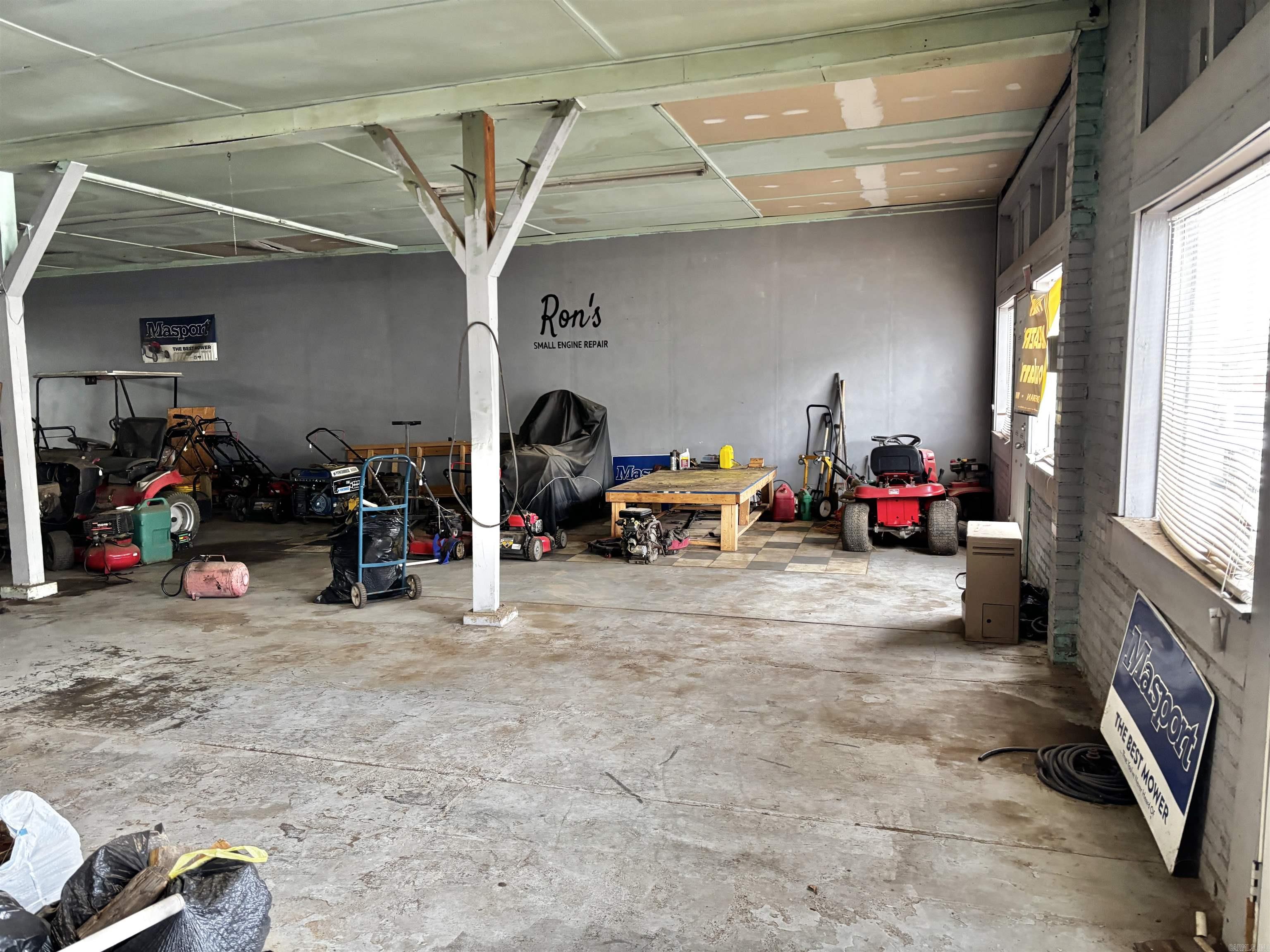 319 N Moose  Morrilton, AR
