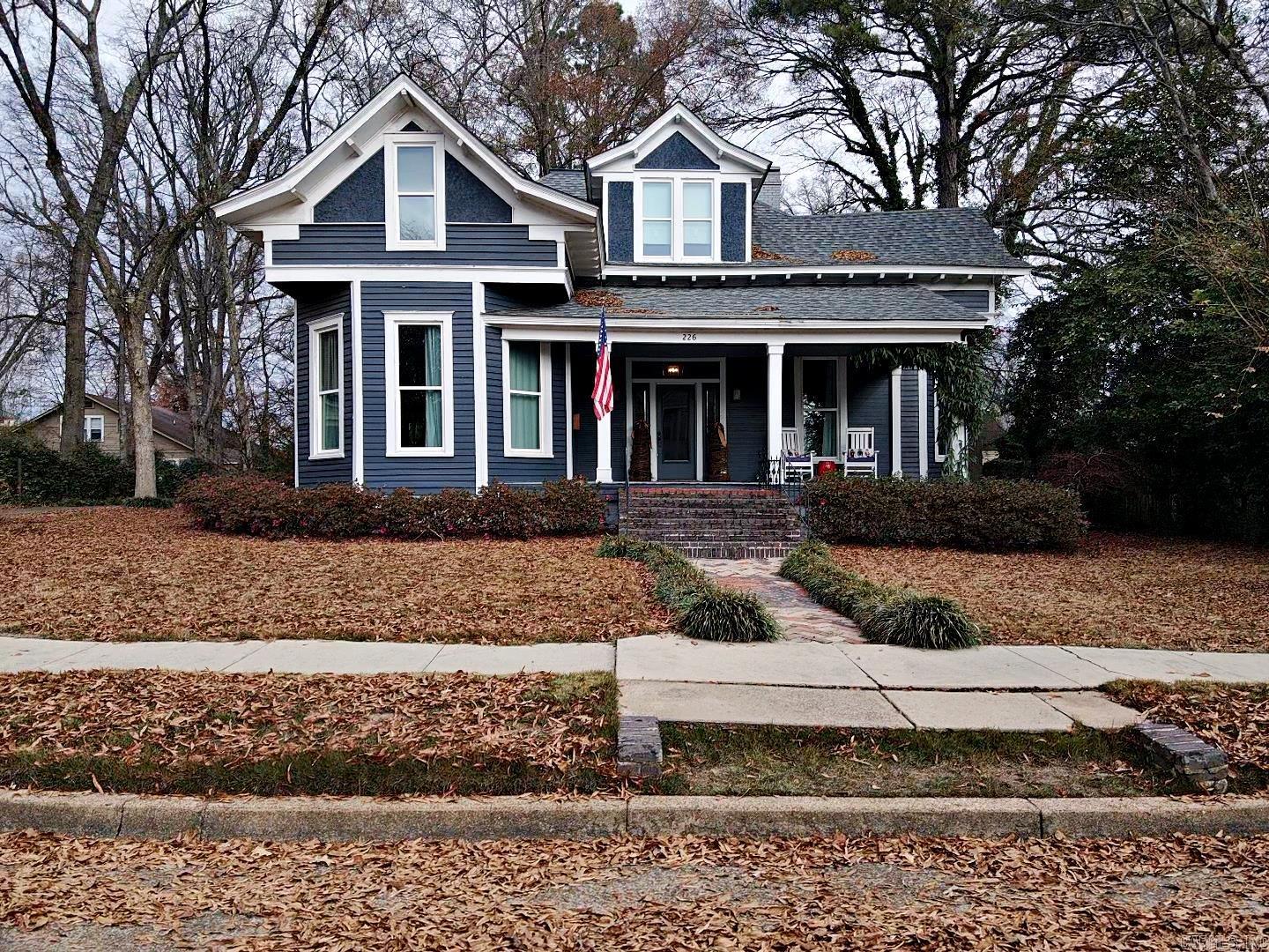 226  Cherry  Arkadelphia, AR