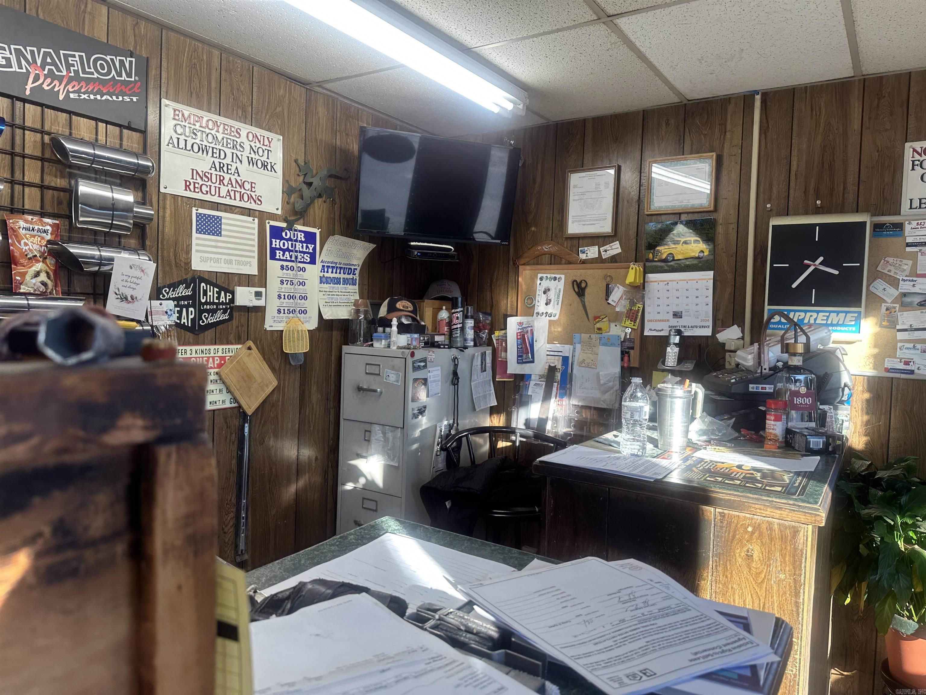 619 E Main  Russellville, AR