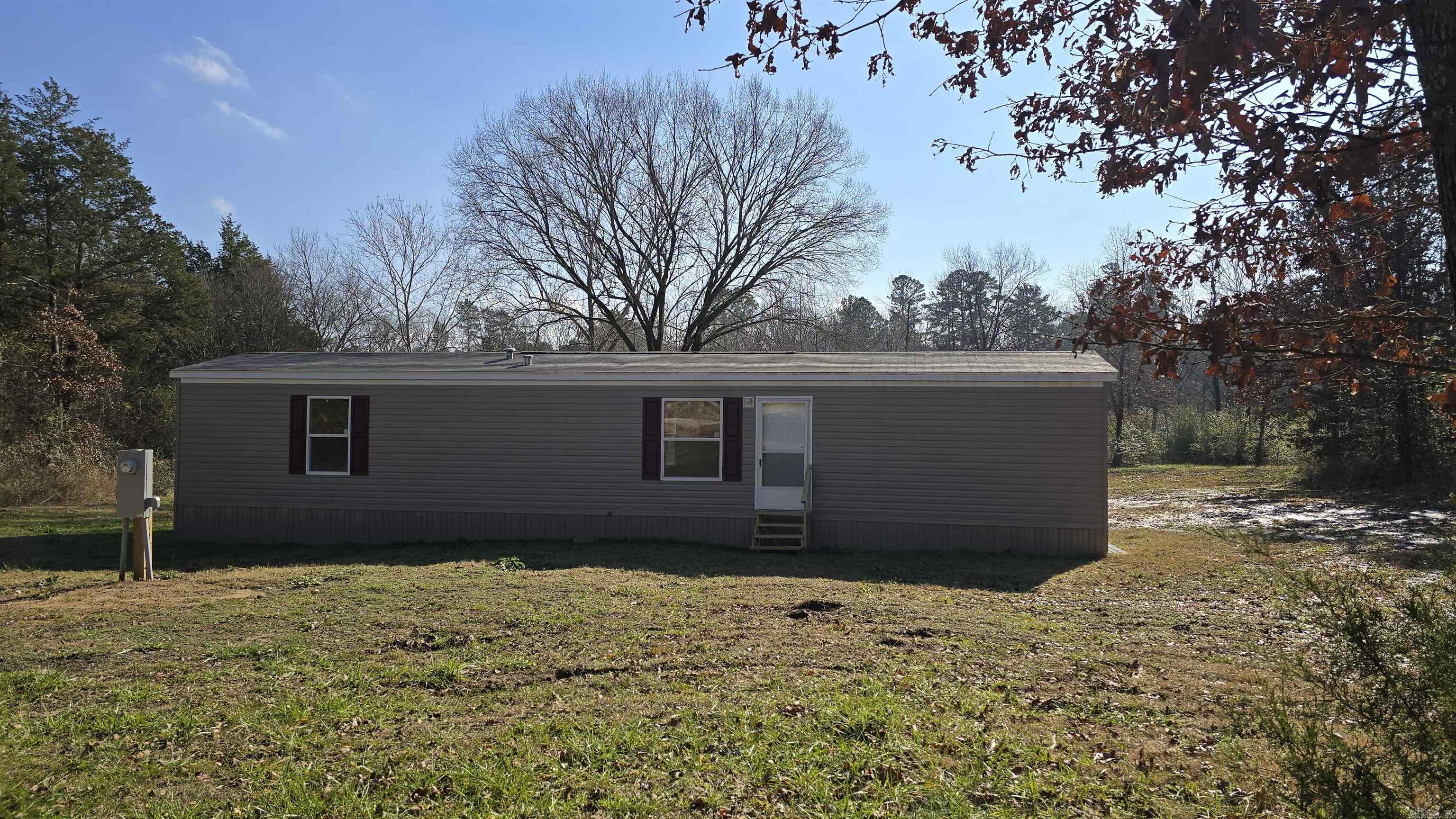 39  Lakeshore  Sidney, AR