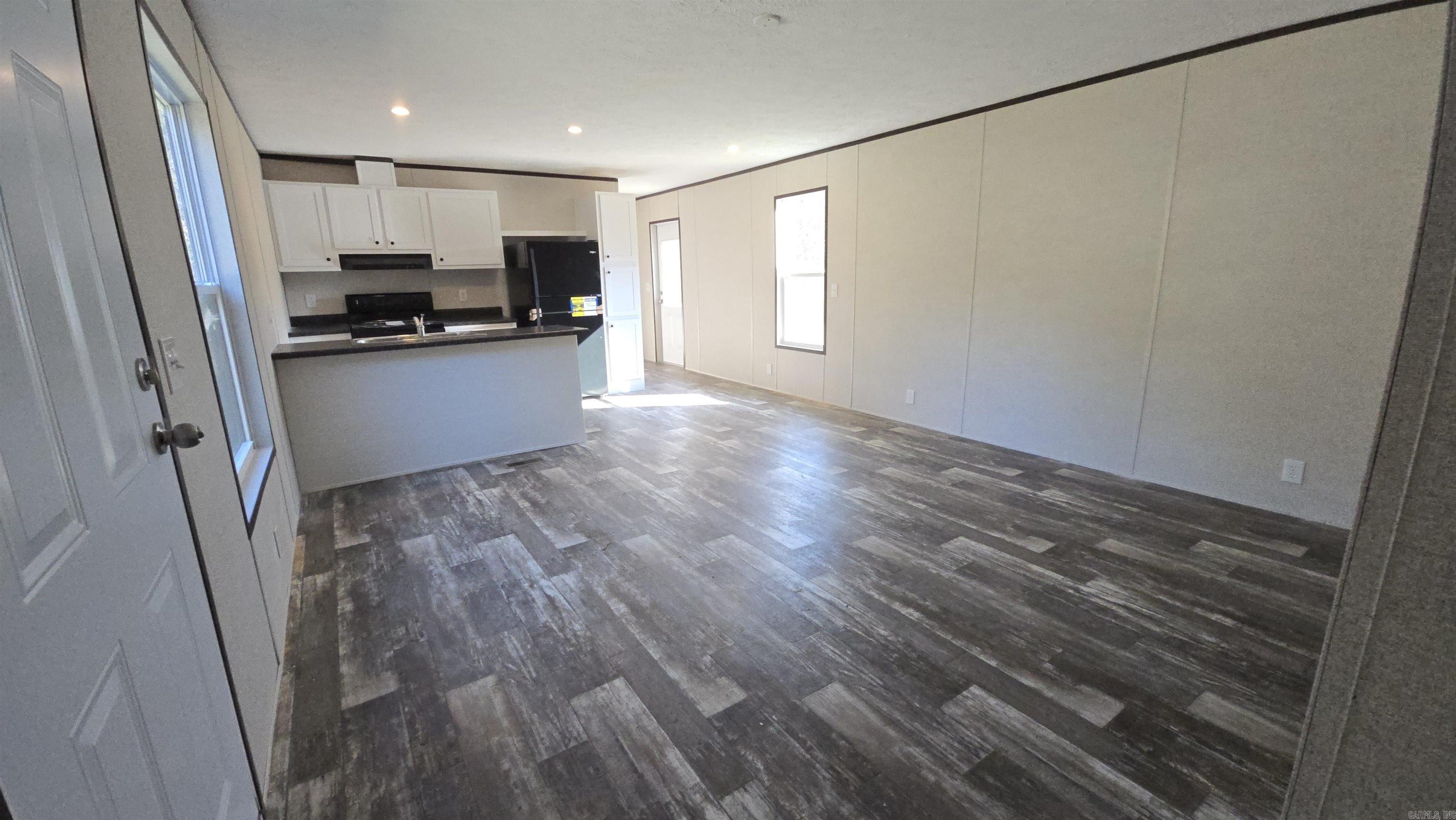 39  Lakeshore  Sidney, AR