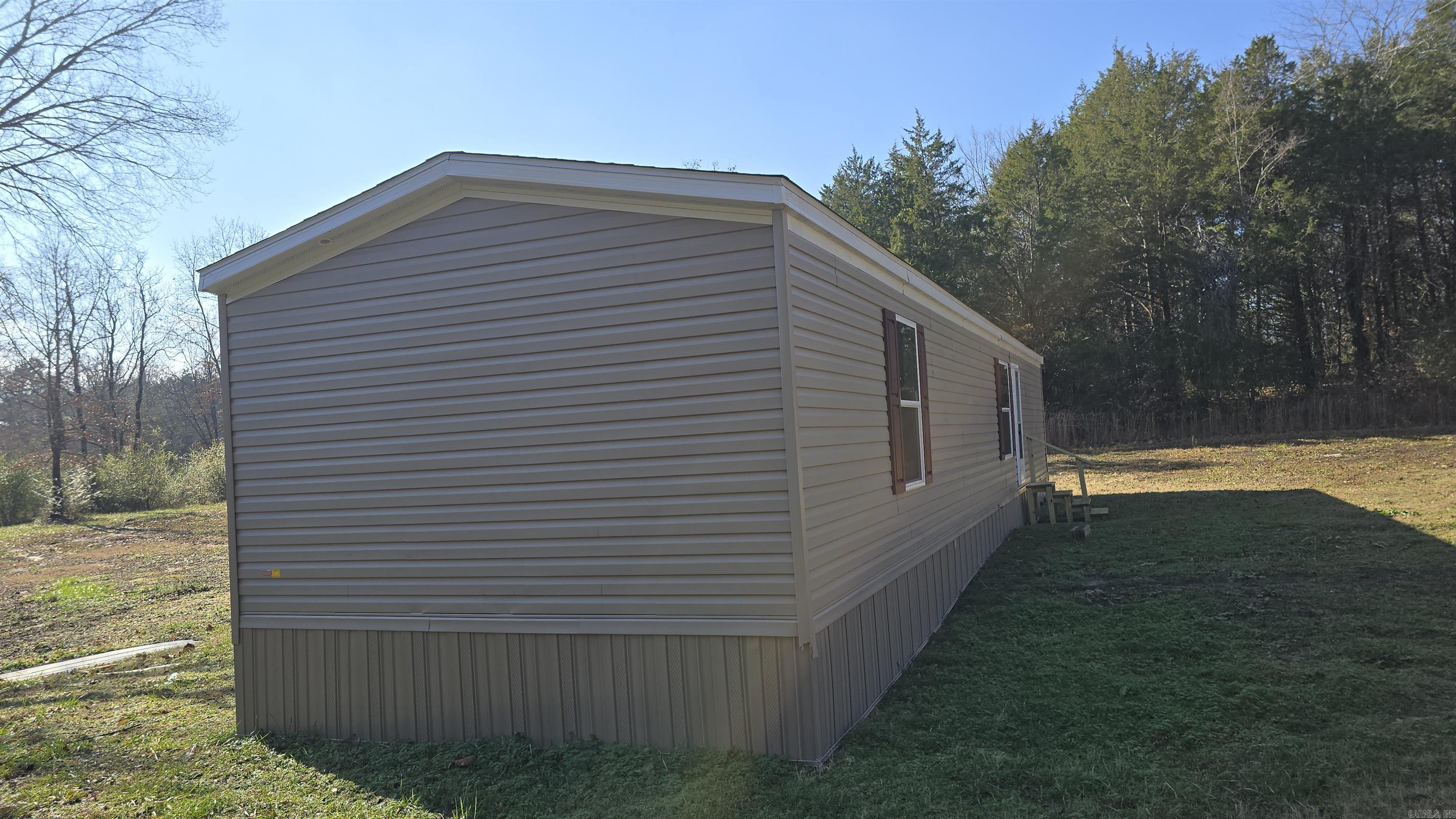 39  Lakeshore  Sidney, AR