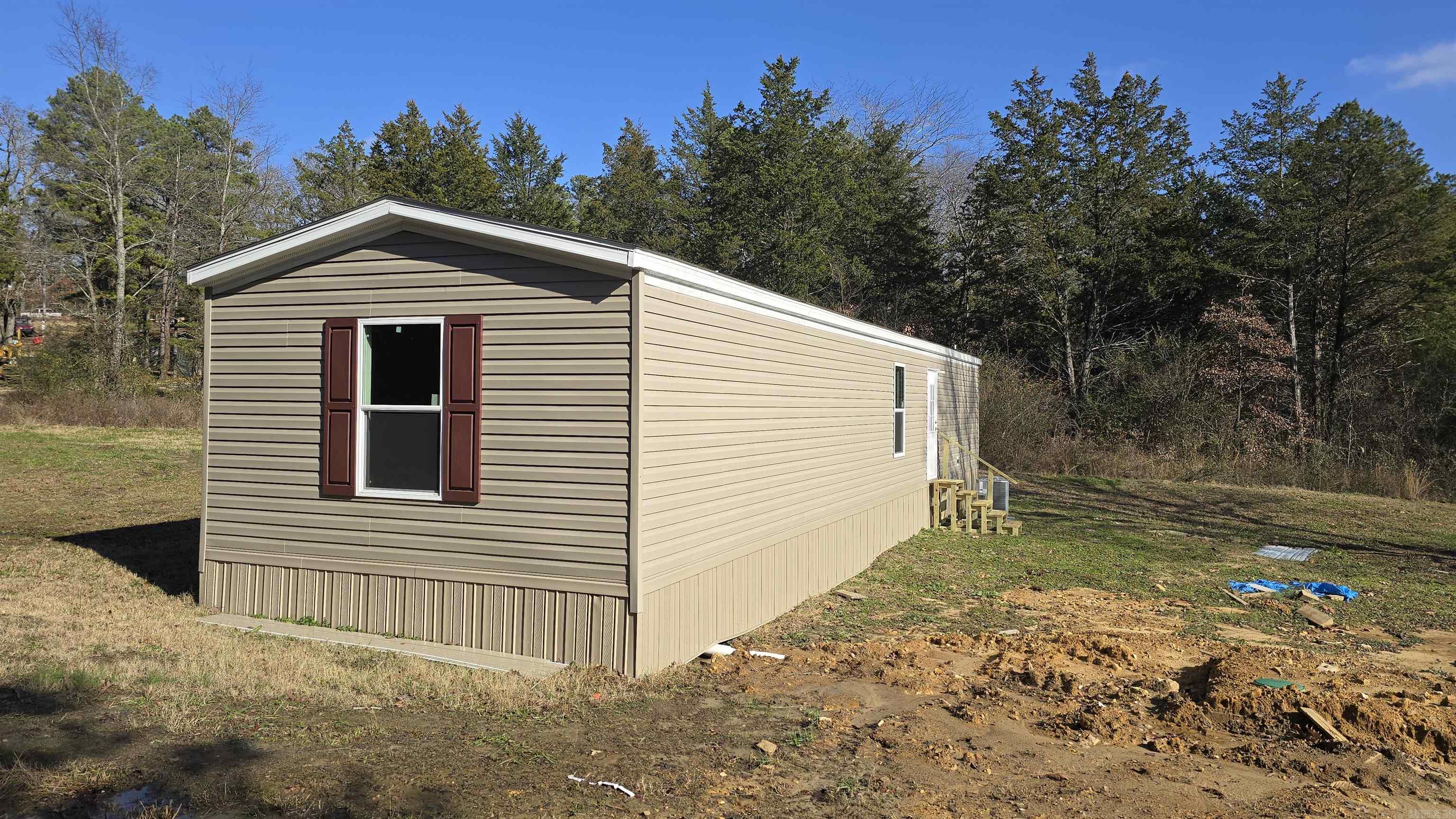 39  Lakeshore  Sidney, AR