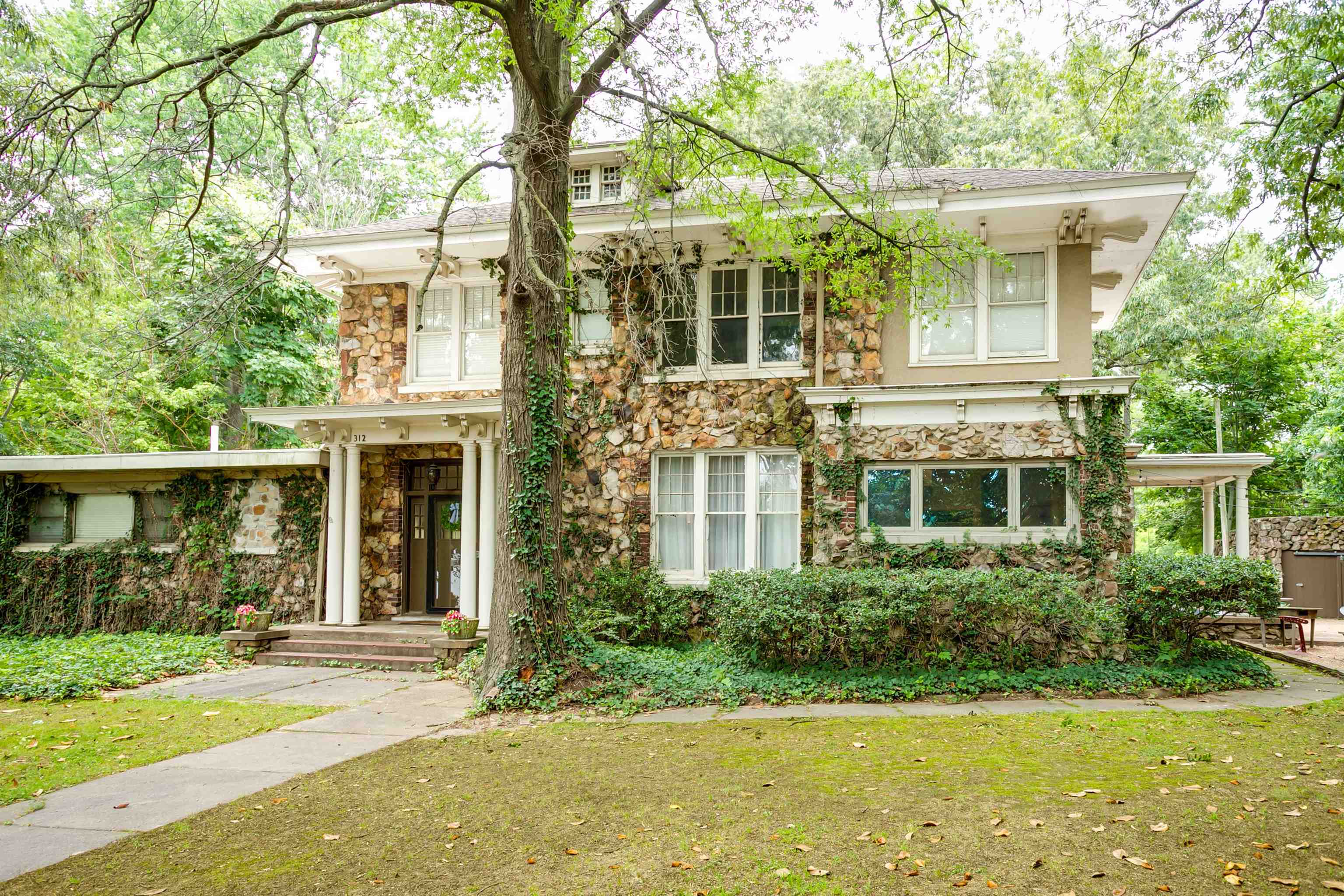 312 E Nettleton Avenue  Jonesboro, AR