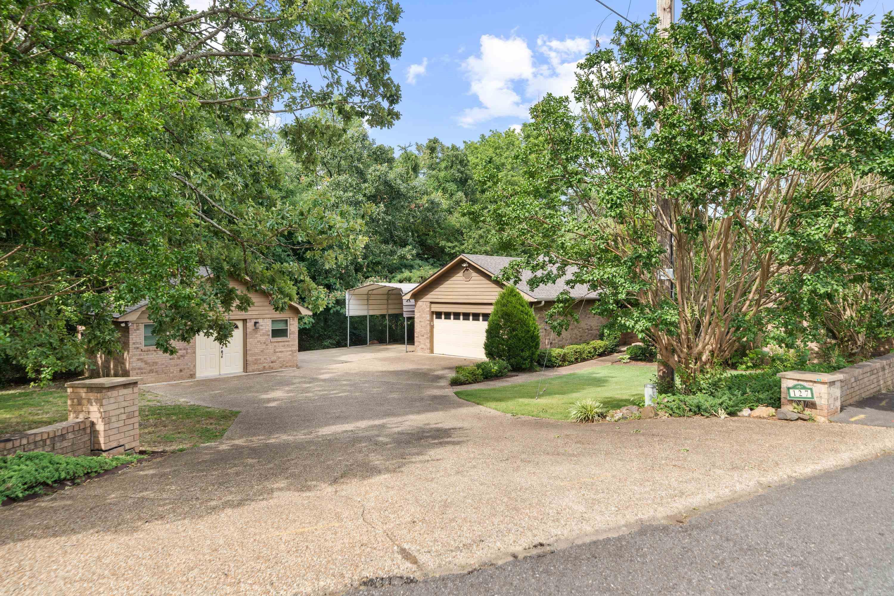 127  Hamilton Gate  Hot Springs, AR