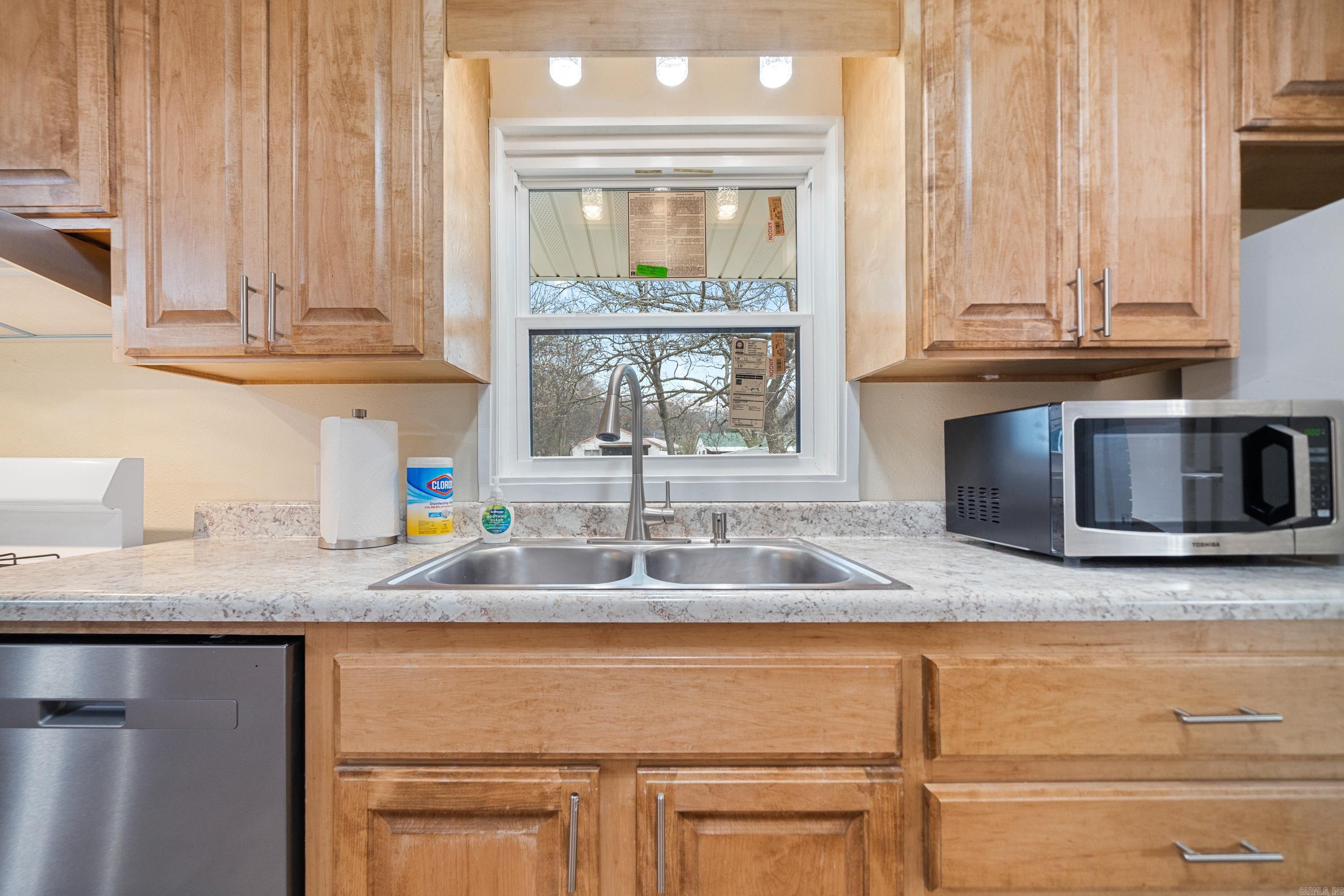 102  BURROUGHS  Hot Springs, AR