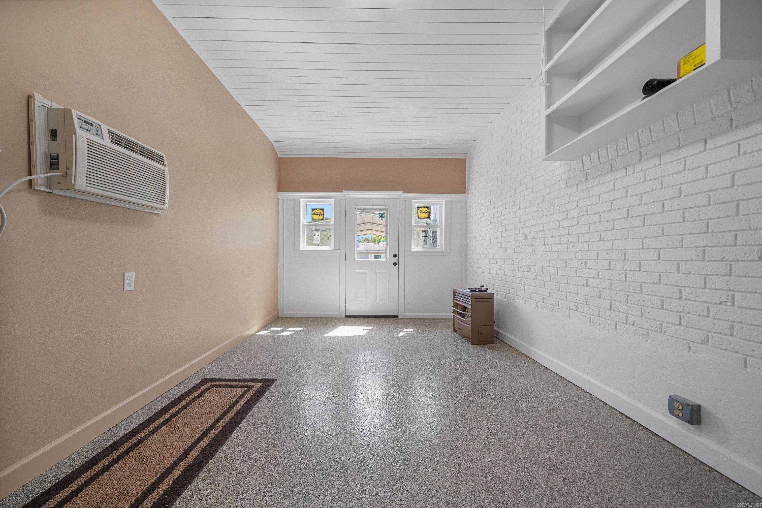 102  BURROUGHS  Hot Springs, AR