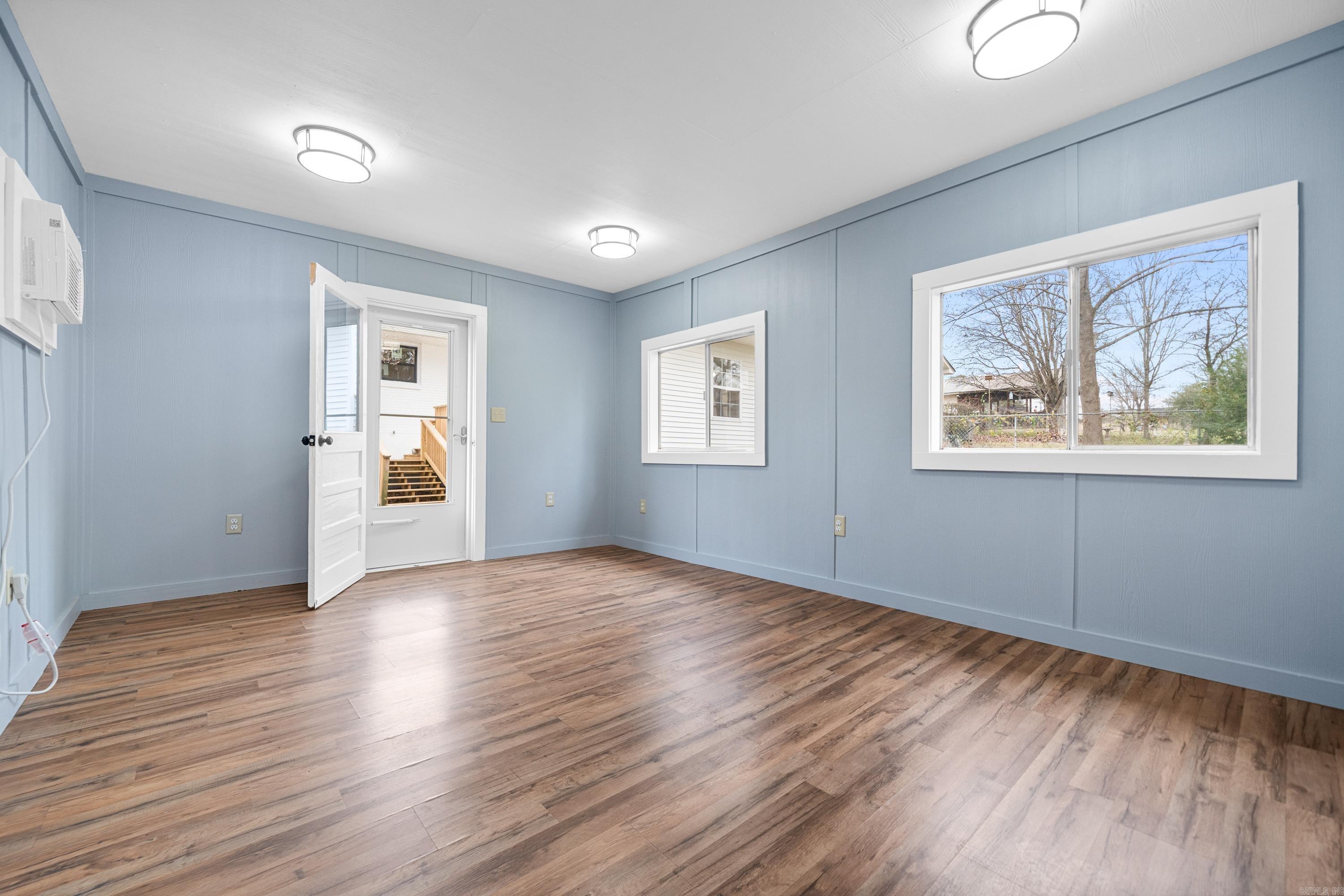 102  BURROUGHS  Hot Springs, AR