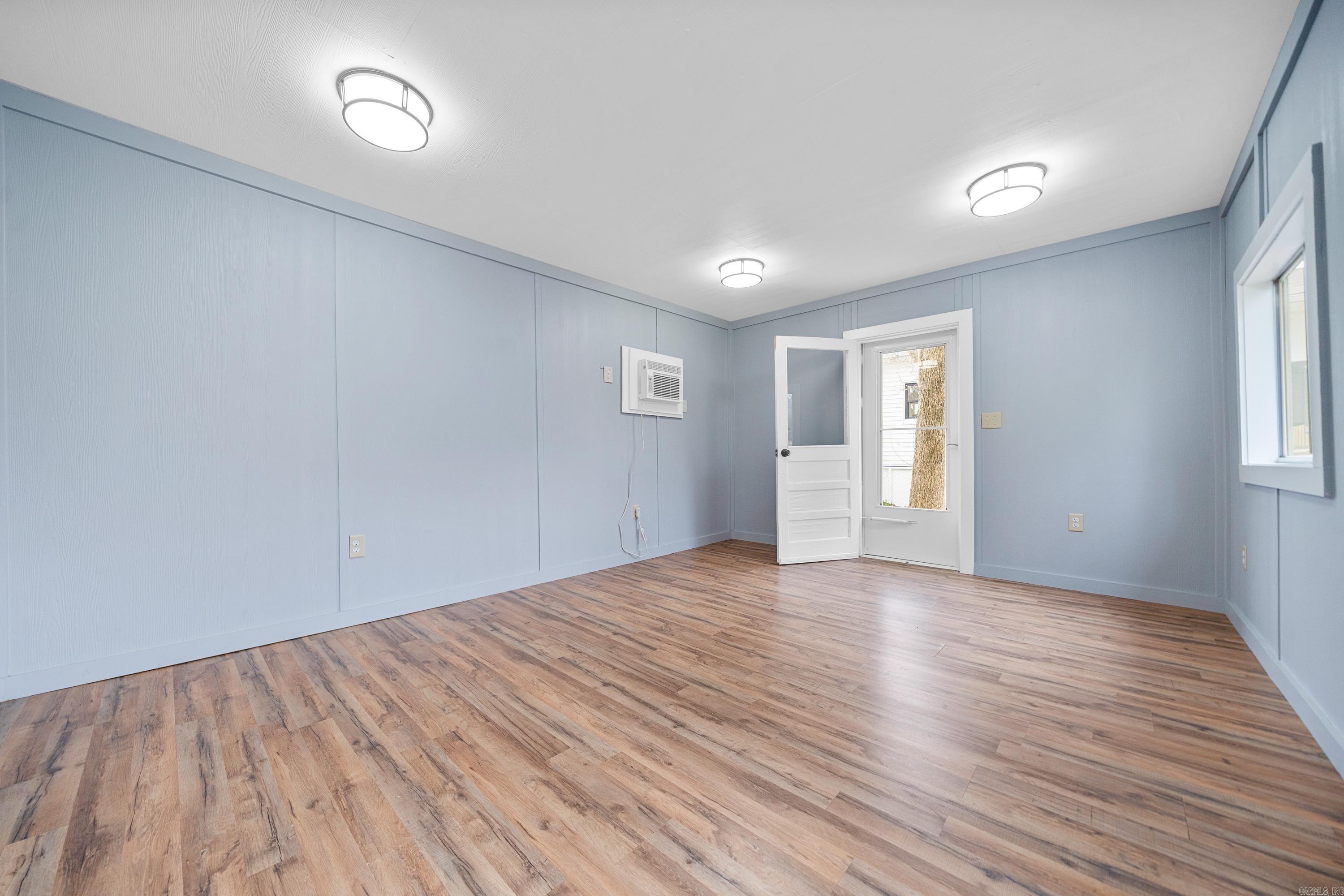 102  BURROUGHS  Hot Springs, AR
