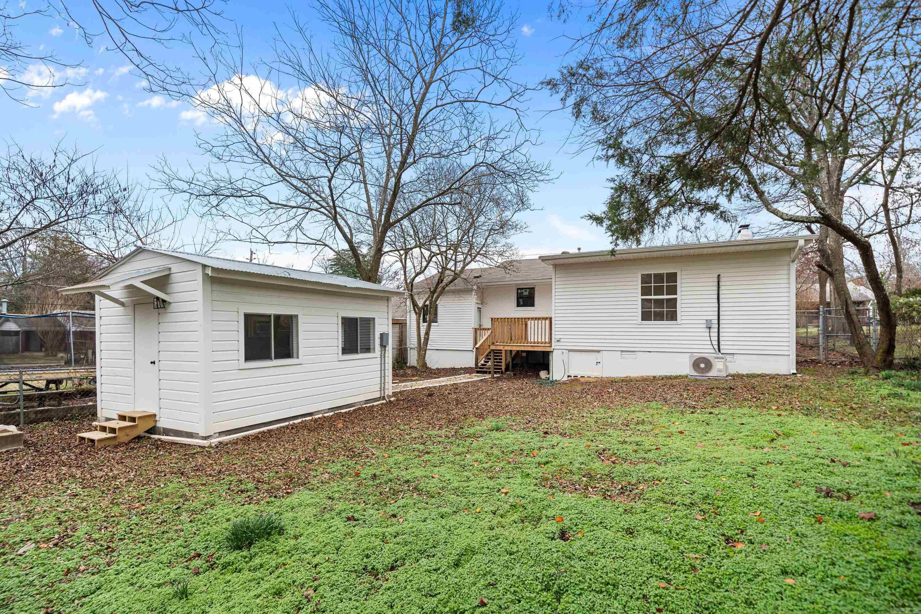 102  BURROUGHS  Hot Springs, AR