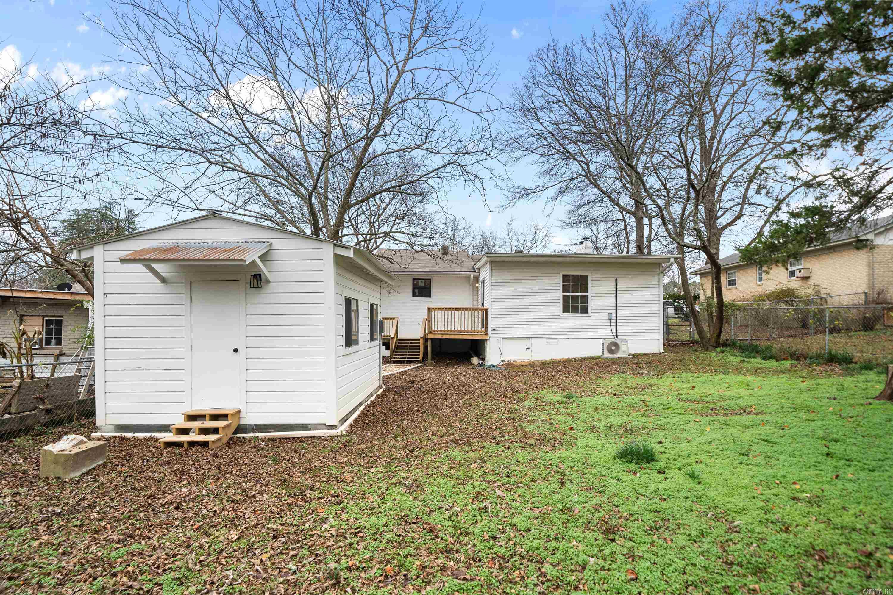 102  BURROUGHS  Hot Springs, AR