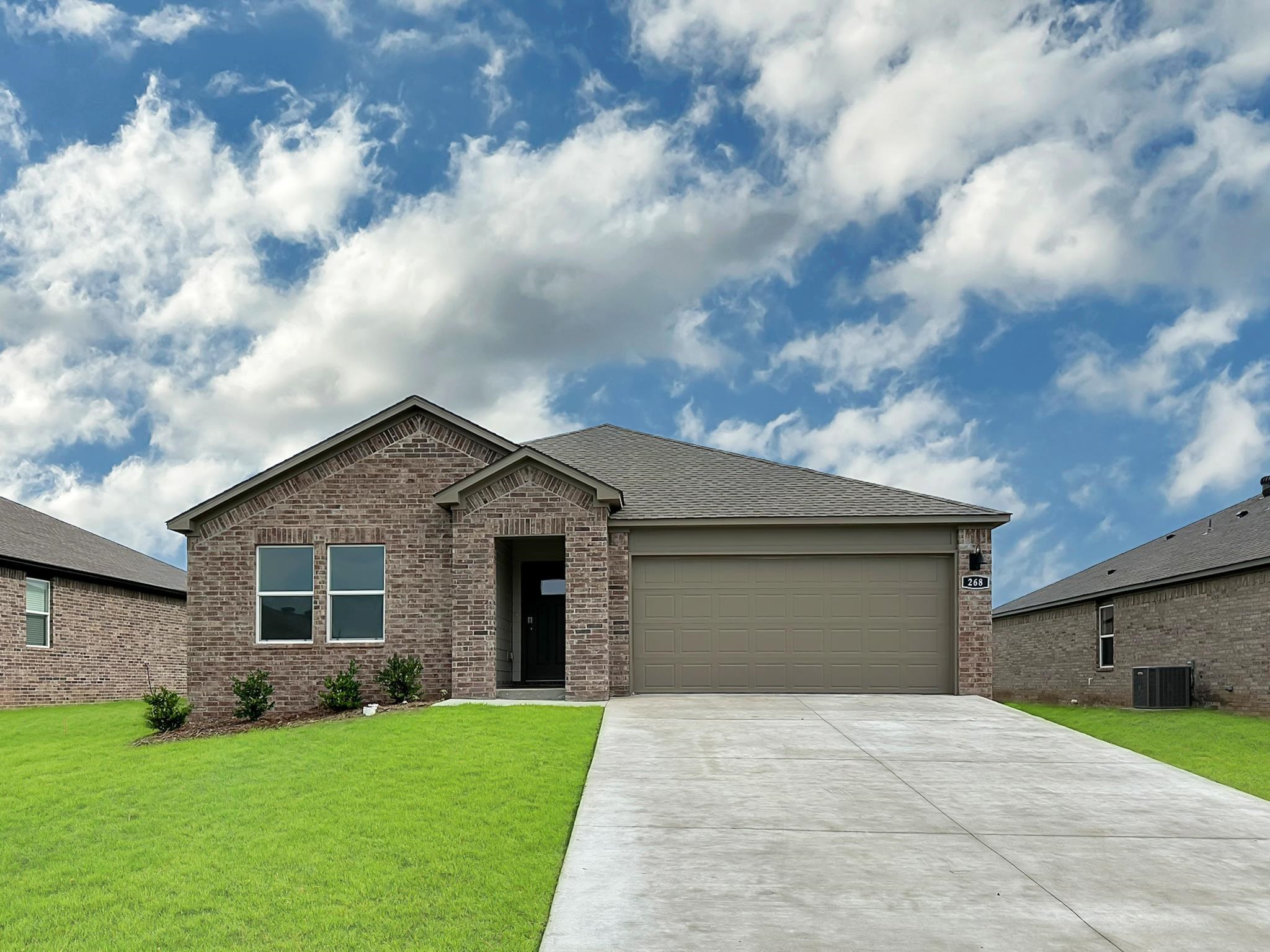 268 Alyece  Hensley, AR