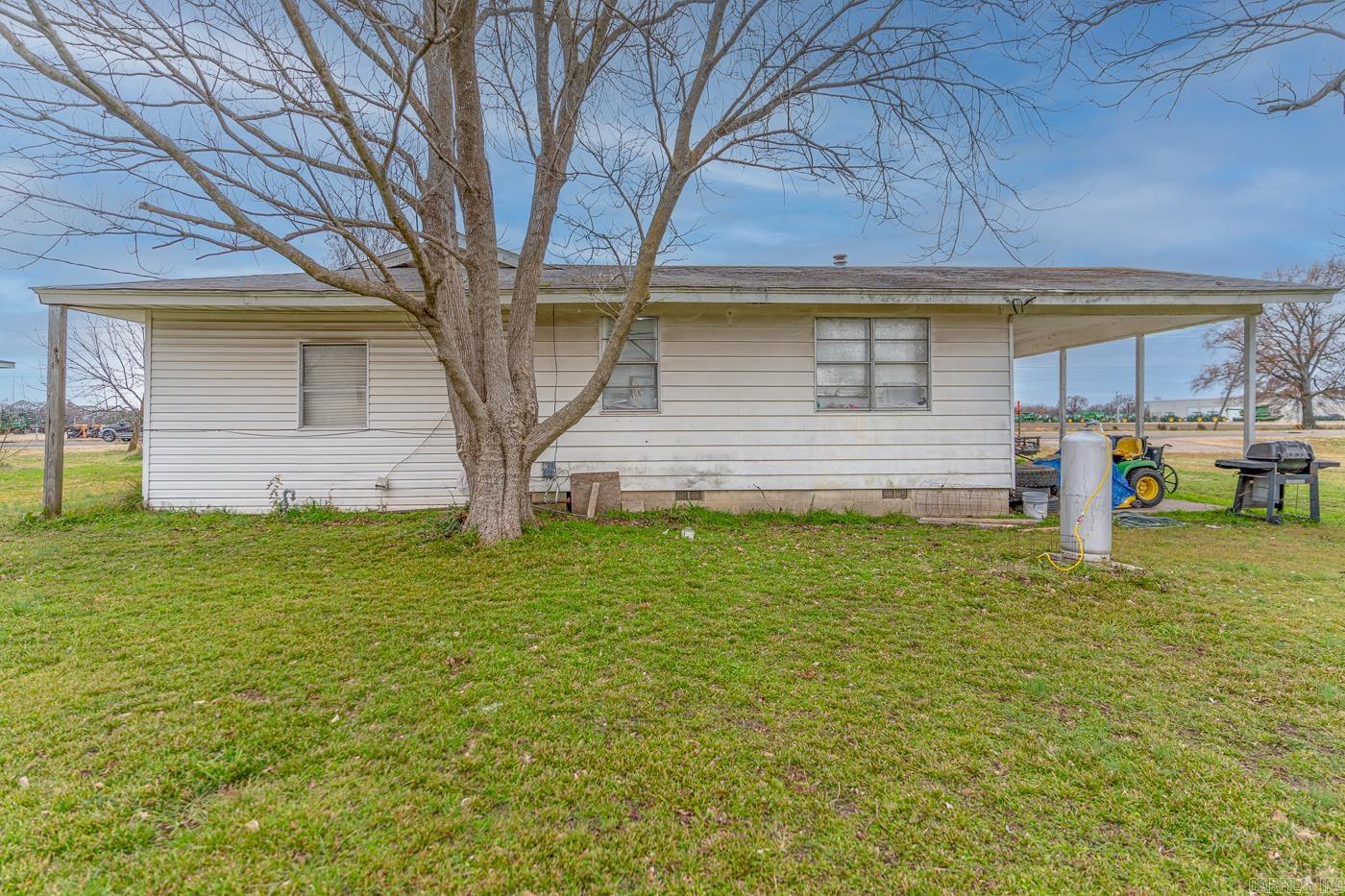 2328 N Main St  Brinkley, AR