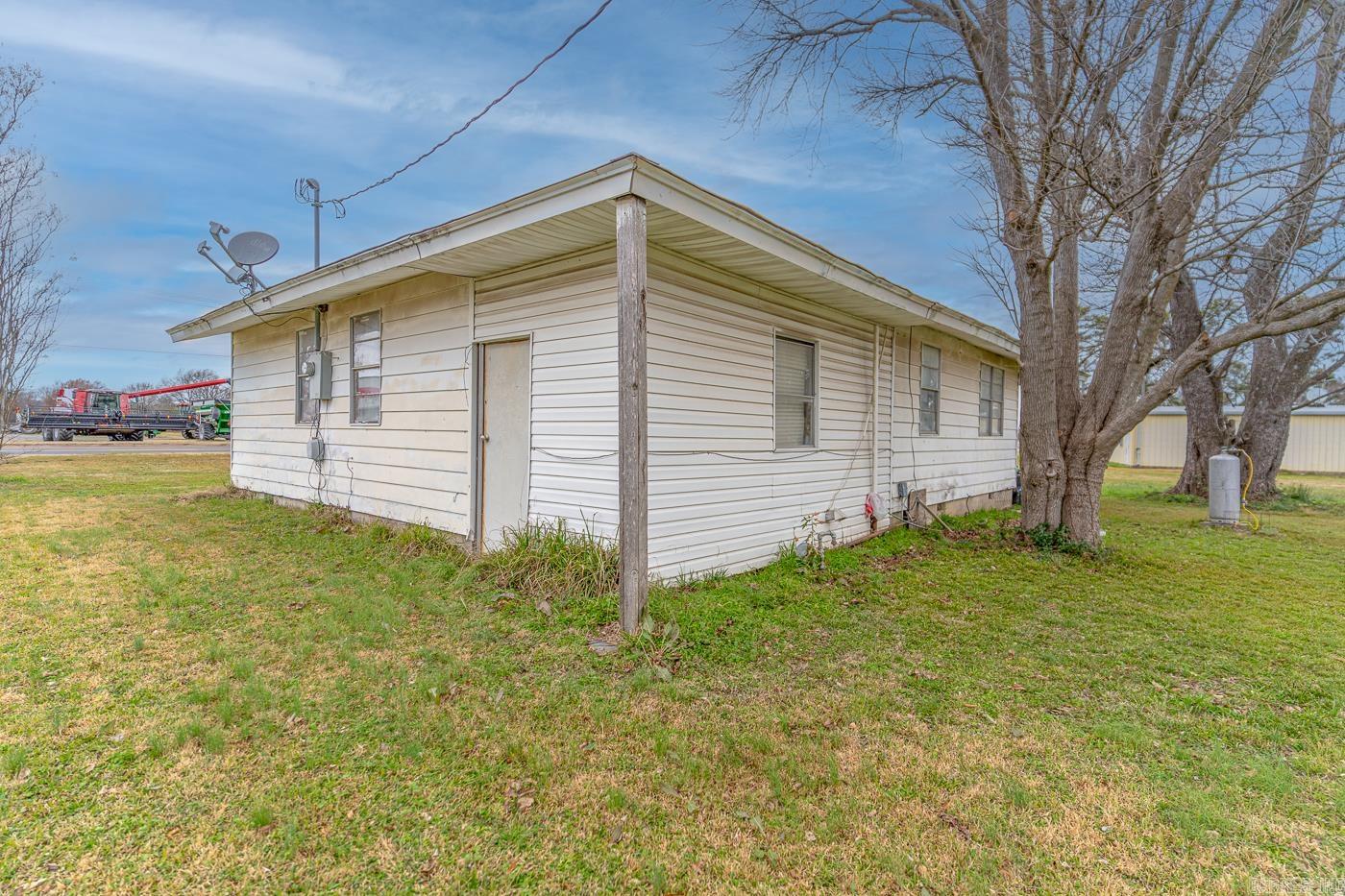 2328 N Main St  Brinkley, AR