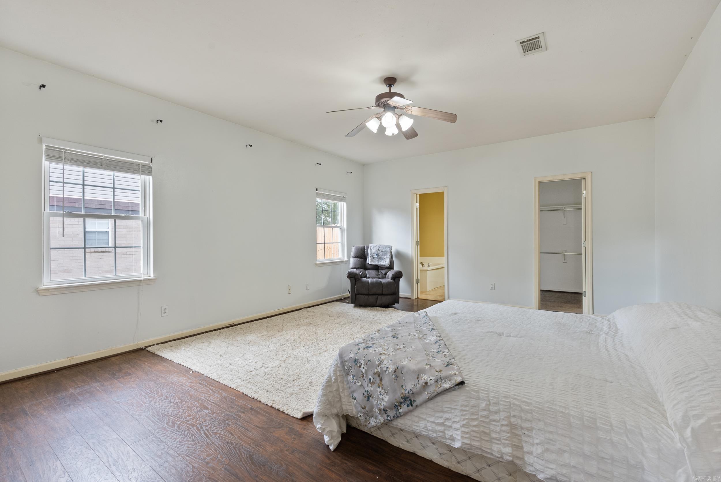 32  North Hills  Greenbrier, AR