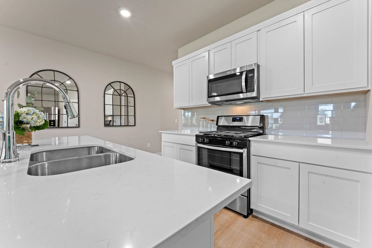 285  Alyece  Hensley, AR