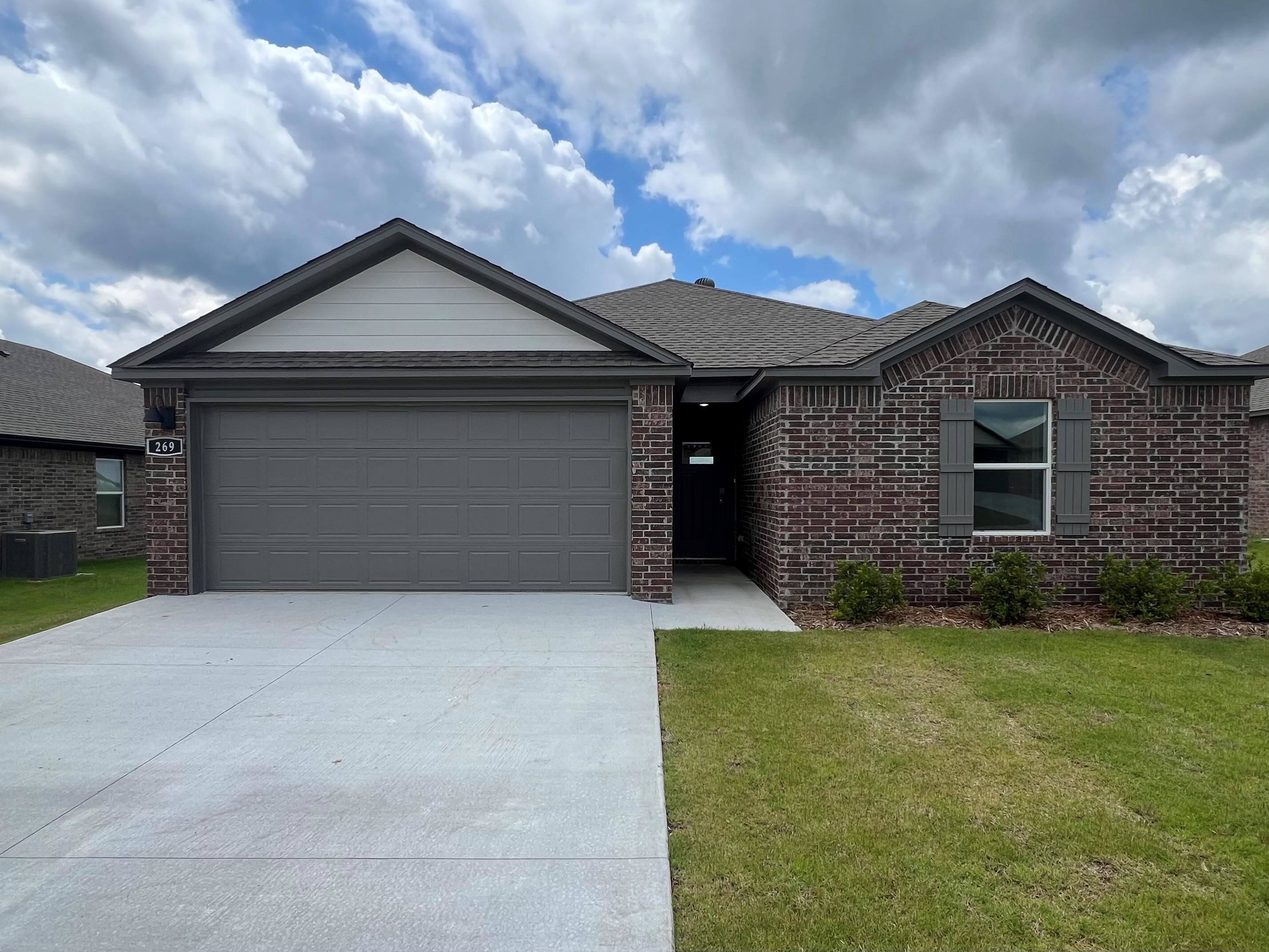 269  Alyece  Hensley, AR