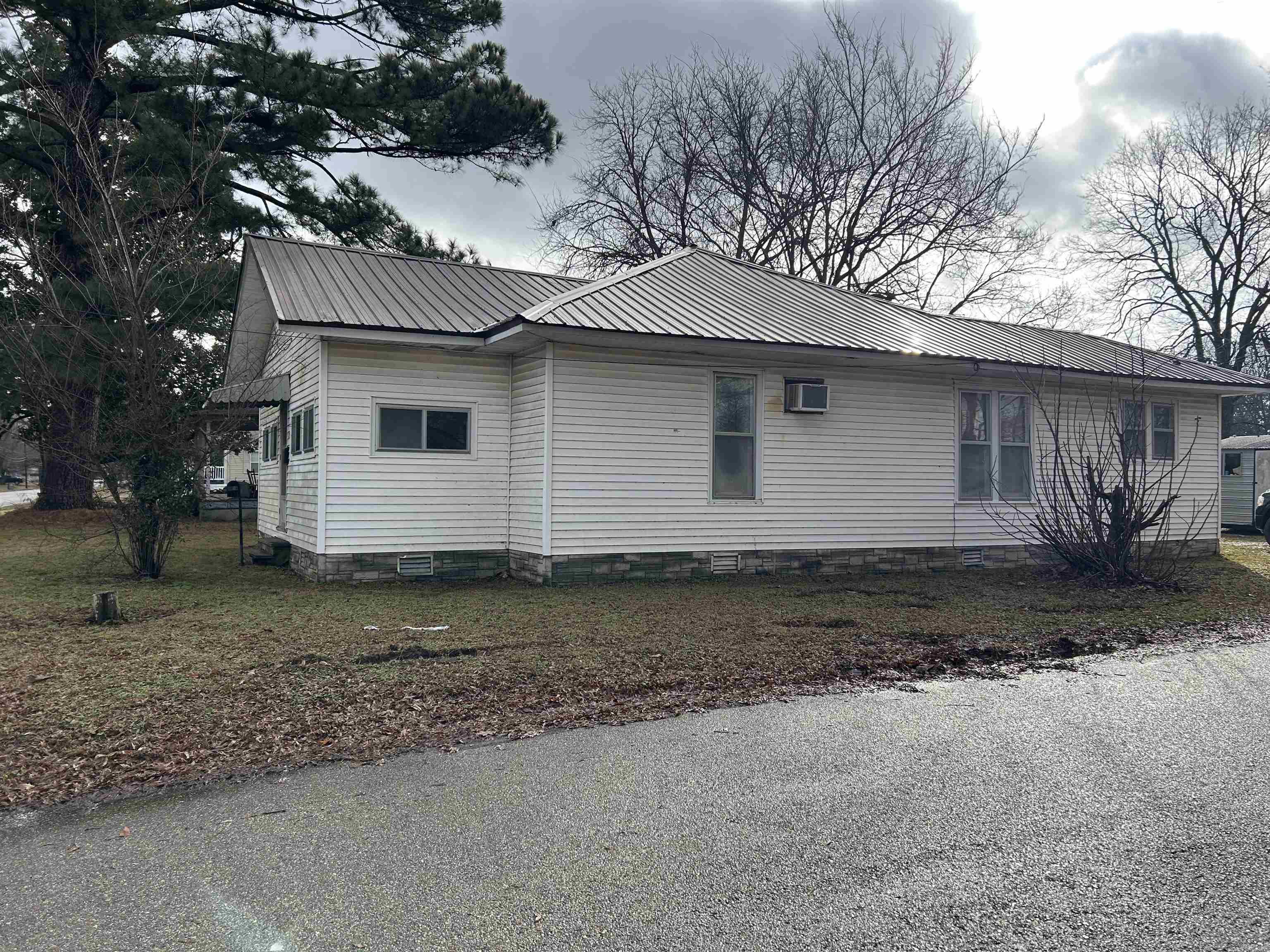 1203 E Union Ave  Wynne, AR