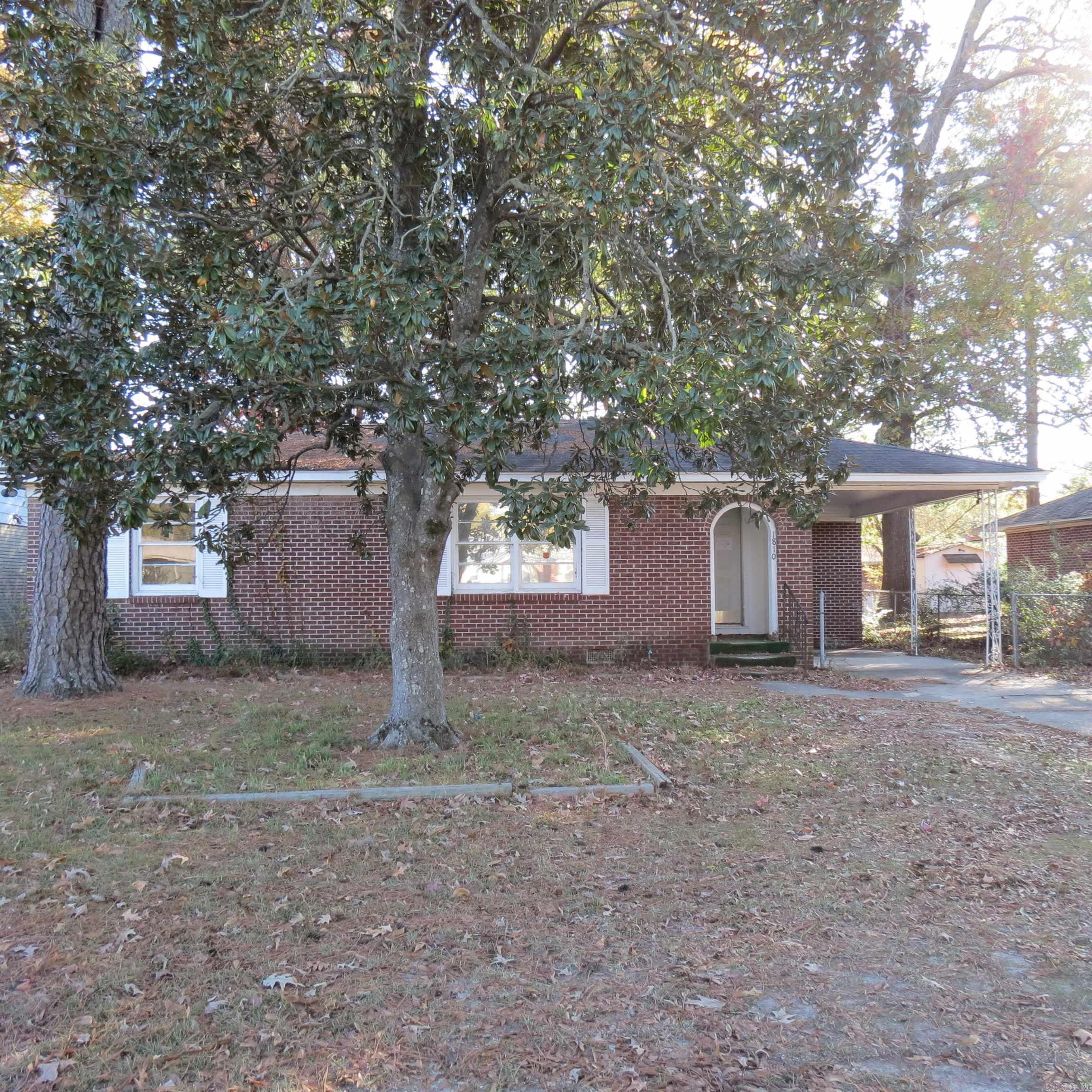 1810 W 32  Pine Bluff, AR