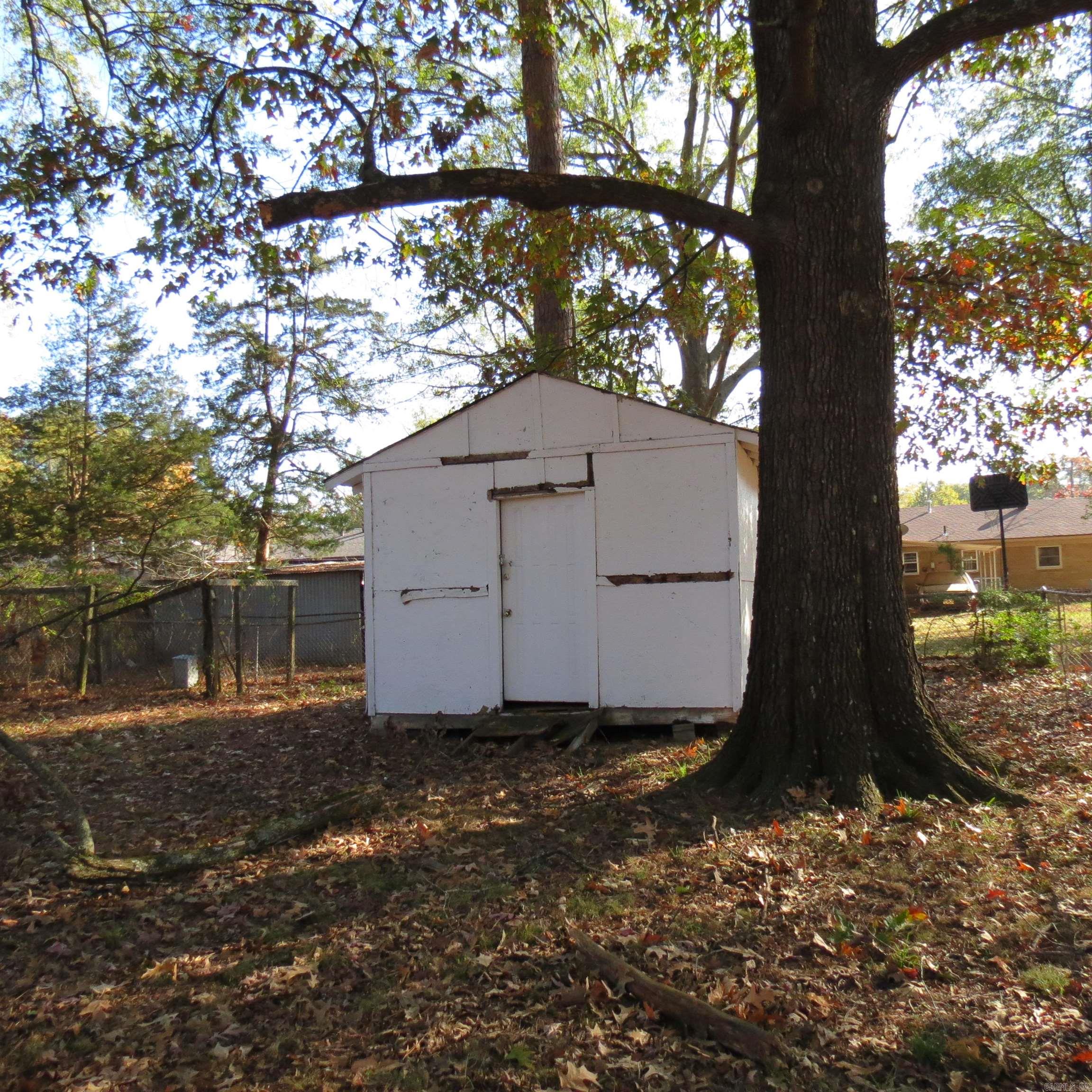 1810 W 32  Pine Bluff, AR