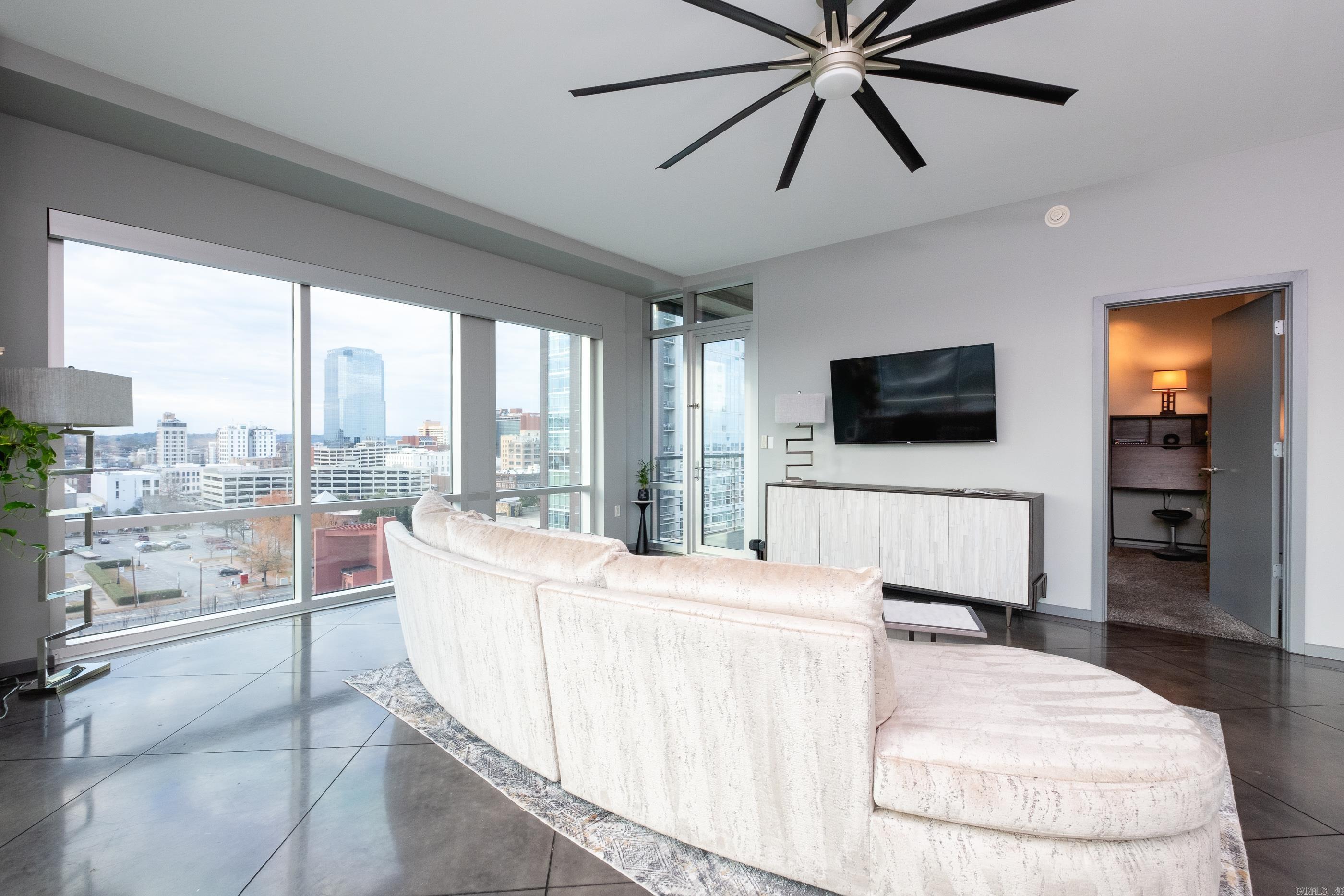 315  Rock   #910  Little Rock, AR
