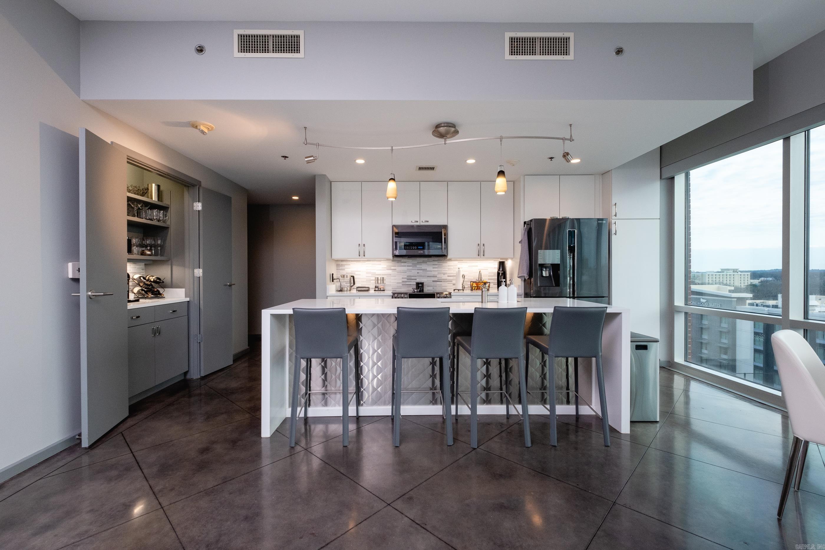 315  Rock   #910  Little Rock, AR