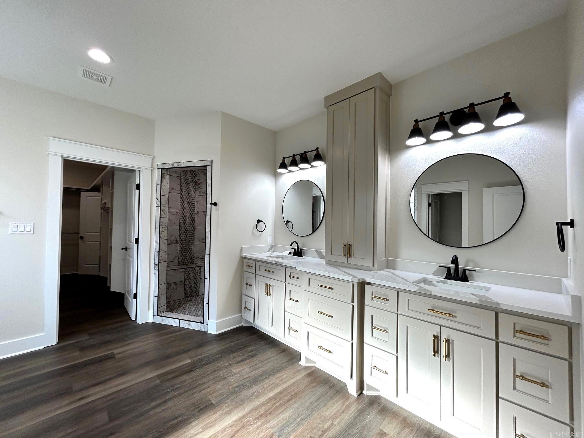 195  Trabecca  Hot Springs, AR