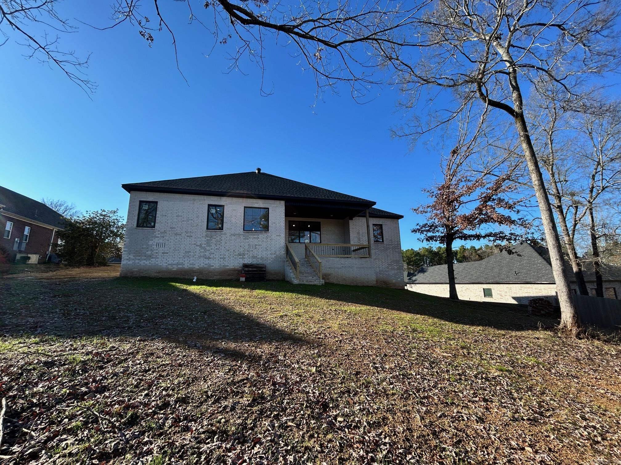 195  Trabecca  Hot Springs, AR