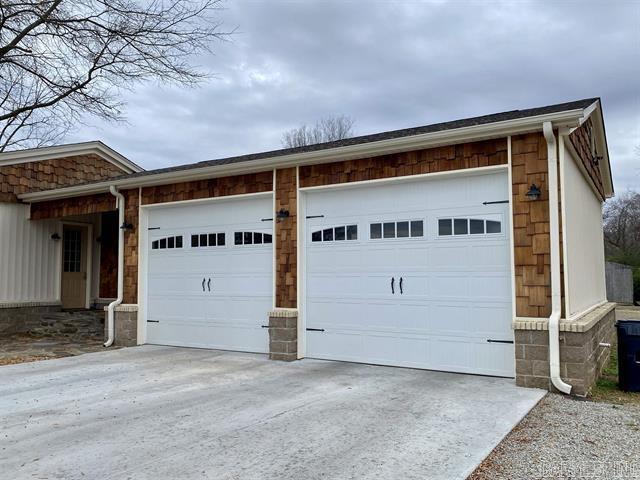 2114 W Main  Clarksville, AR