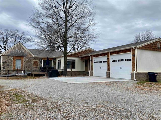 2114 W Main  Clarksville, AR