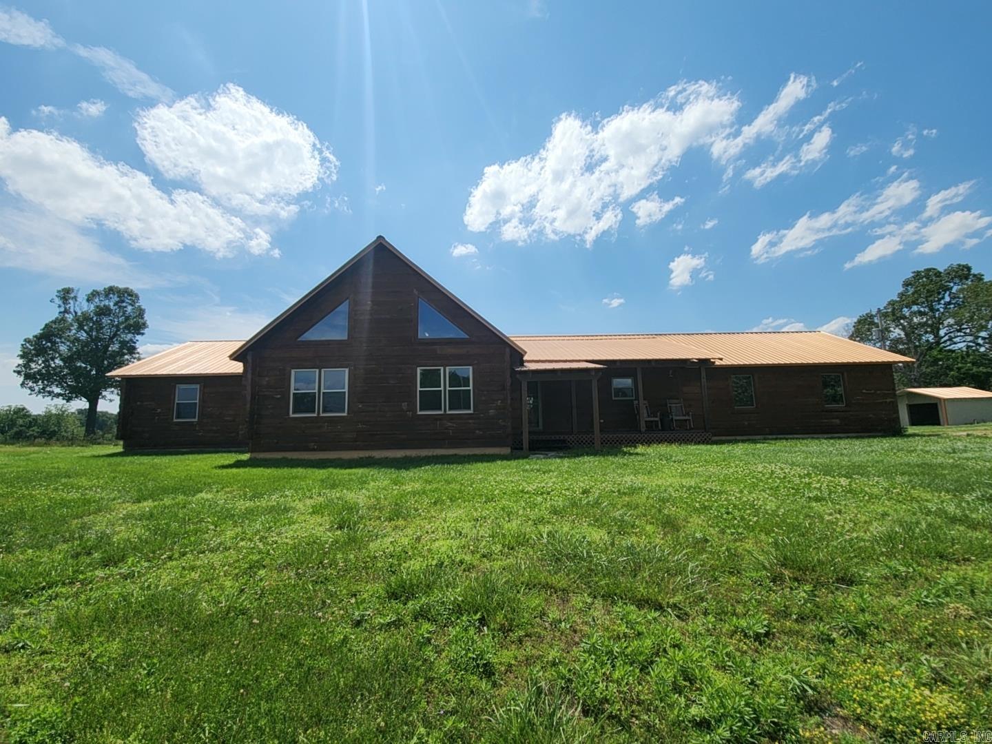 375 Greasy Creek Road Salem, AR 72576